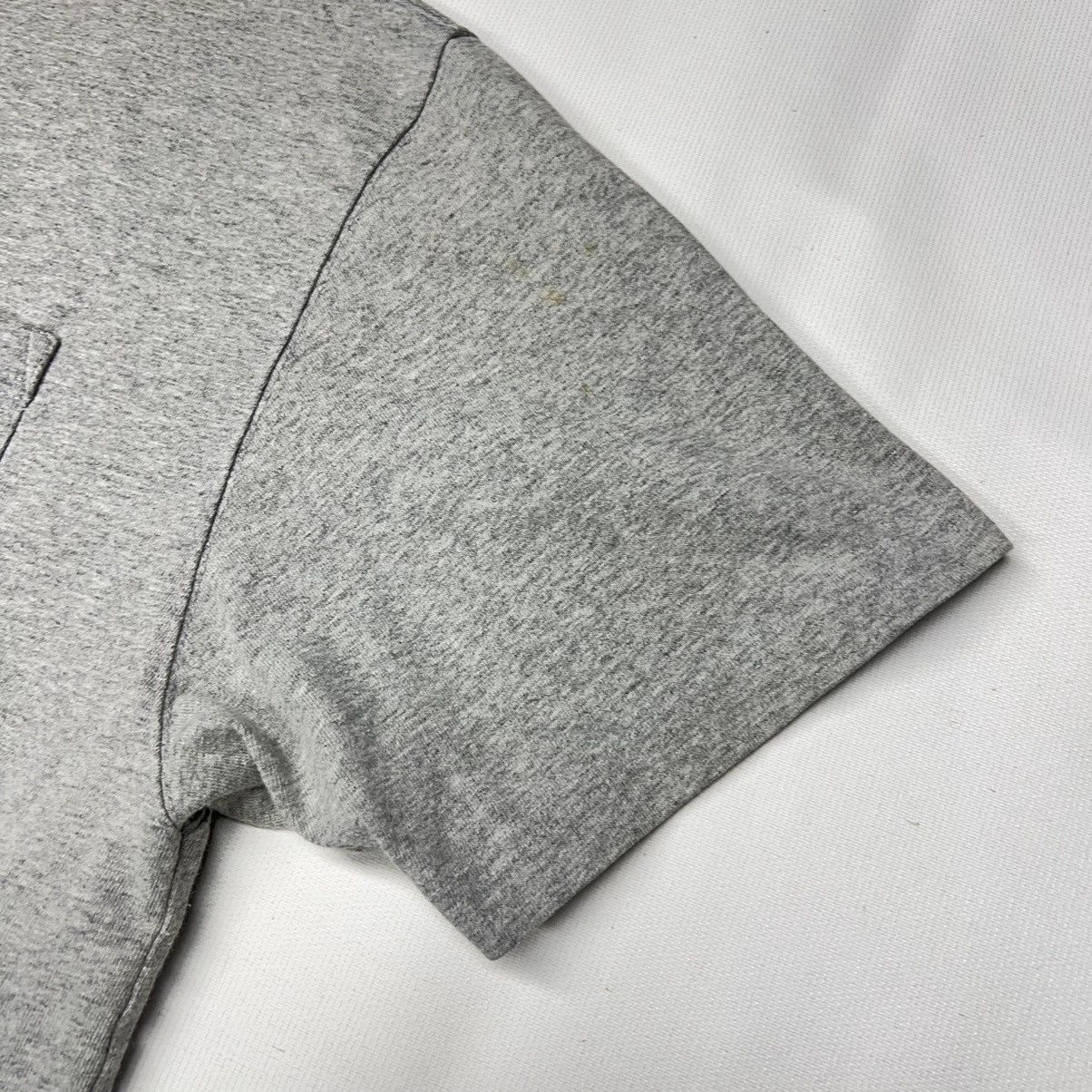 Carhartt Carhartt Tee Shirt Grey Original Fit Pocket Logo Workwear Size US L / EU 52-54 / 3 - 3 Thumbnail
