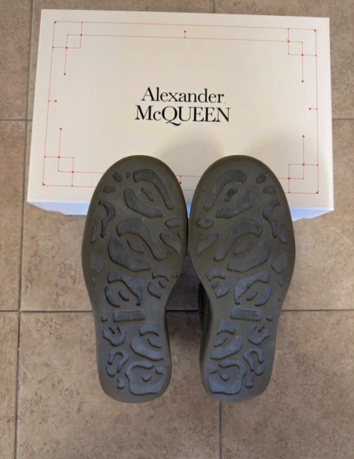 Alexander McQueen Alexander McQueen Tonal Suede Wedge Sole khaki Size US 8.5 / EU 41-42 - 10 Thumbnail