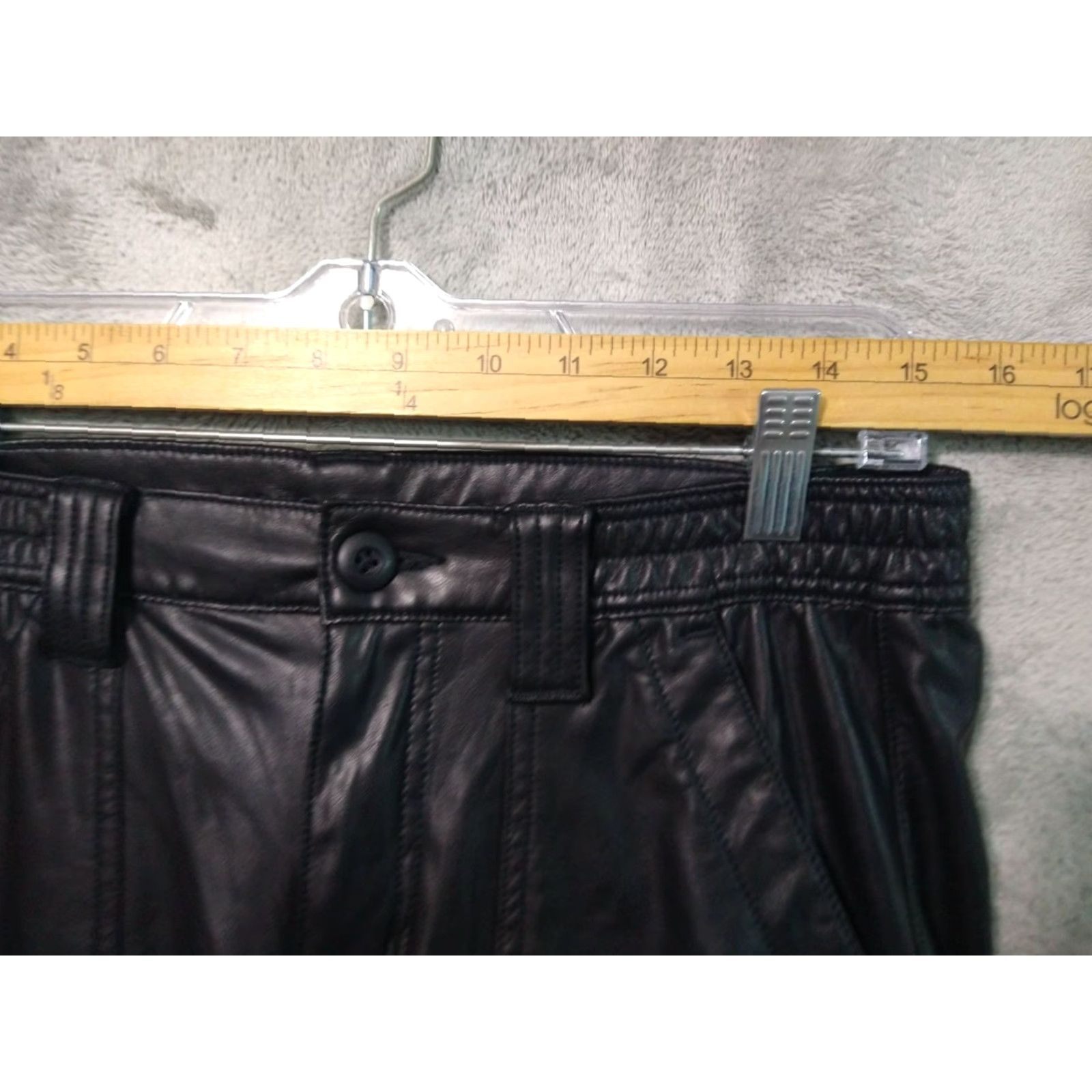 American Eagle Outfitters American Eagle Pants Womens 8 Black Faux Leather Cargo High Rise Stretch Size 30" / US 8 / IT 44 - 3 Thumbnail