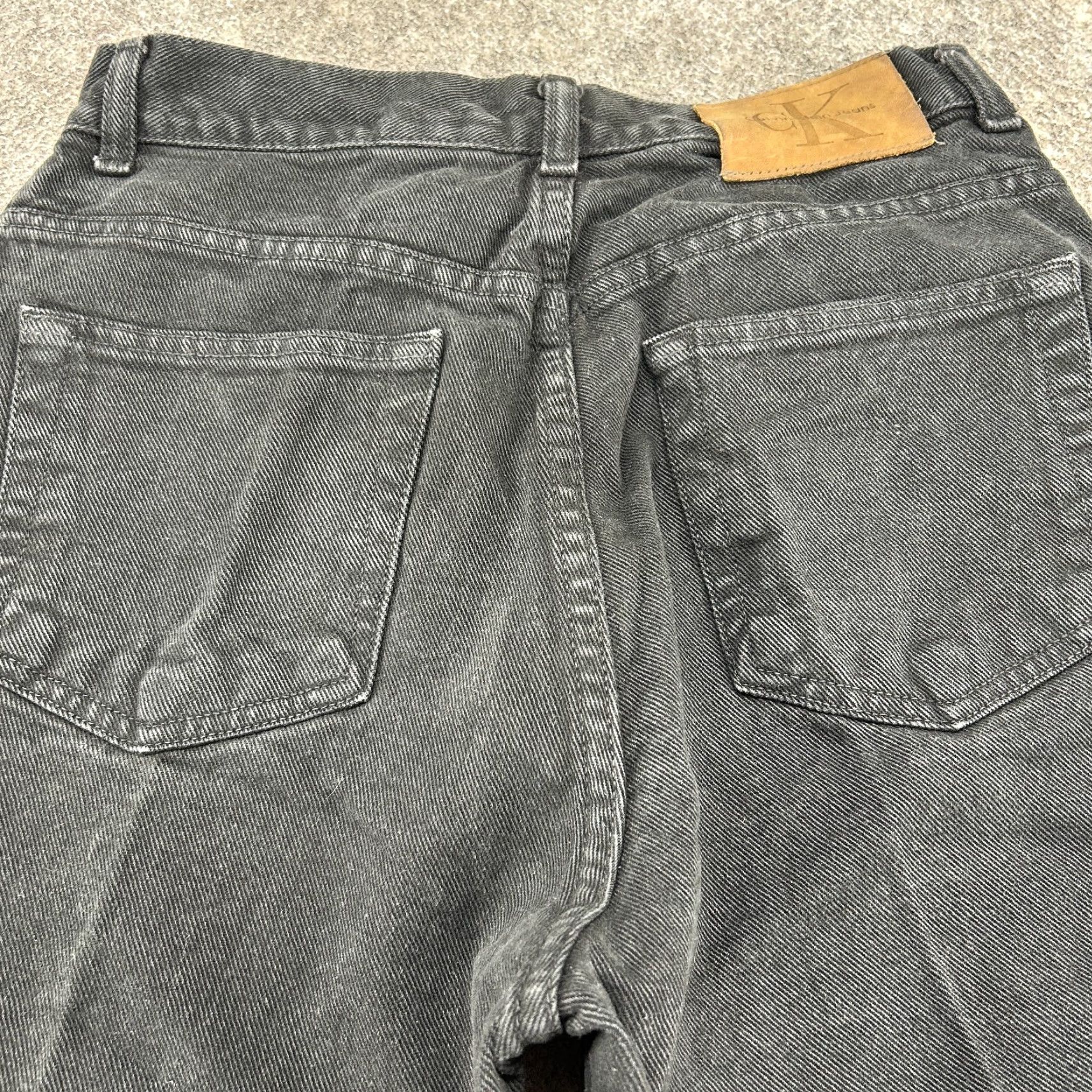 Calvin Klein VINTAGE Calvin Klein Jeans Womens 10 Black 5 Pocket Relaxed Straight Dark Wash 90s Jeans Size 32" / US 10 / IT 46 - 7 Thumbnail