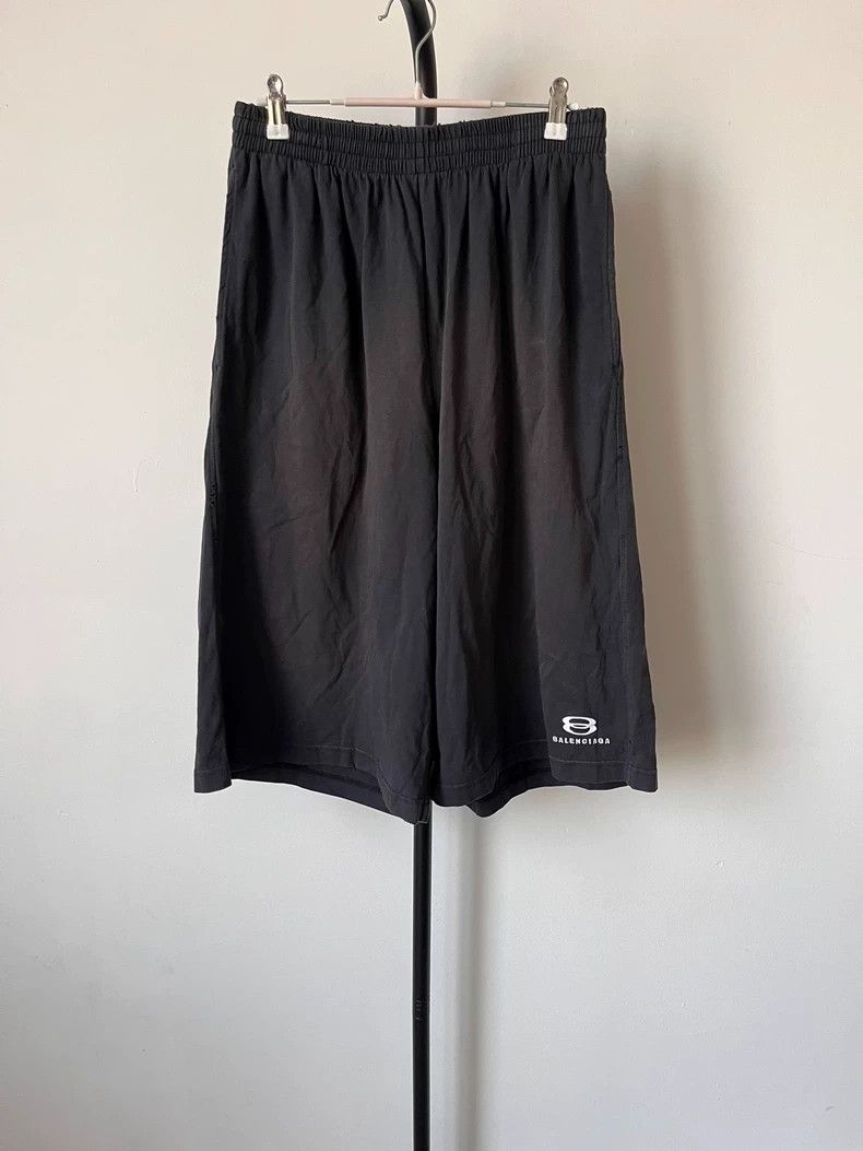 Balenciaga Balenciaga size S Mud-Dyed Dual Ring Destroyed Shorts Size US 27 - 1 Thumbnail