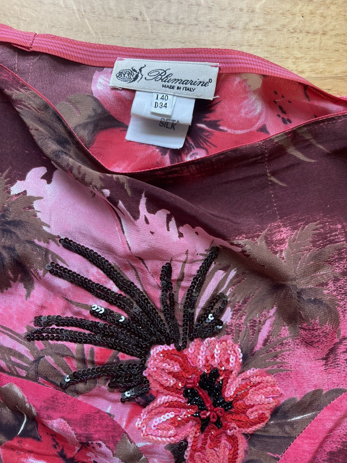 Blumarine Blumarine Embellished Flower Skirt Size 27" / US 4 / IT 40 - 4 Thumbnail
