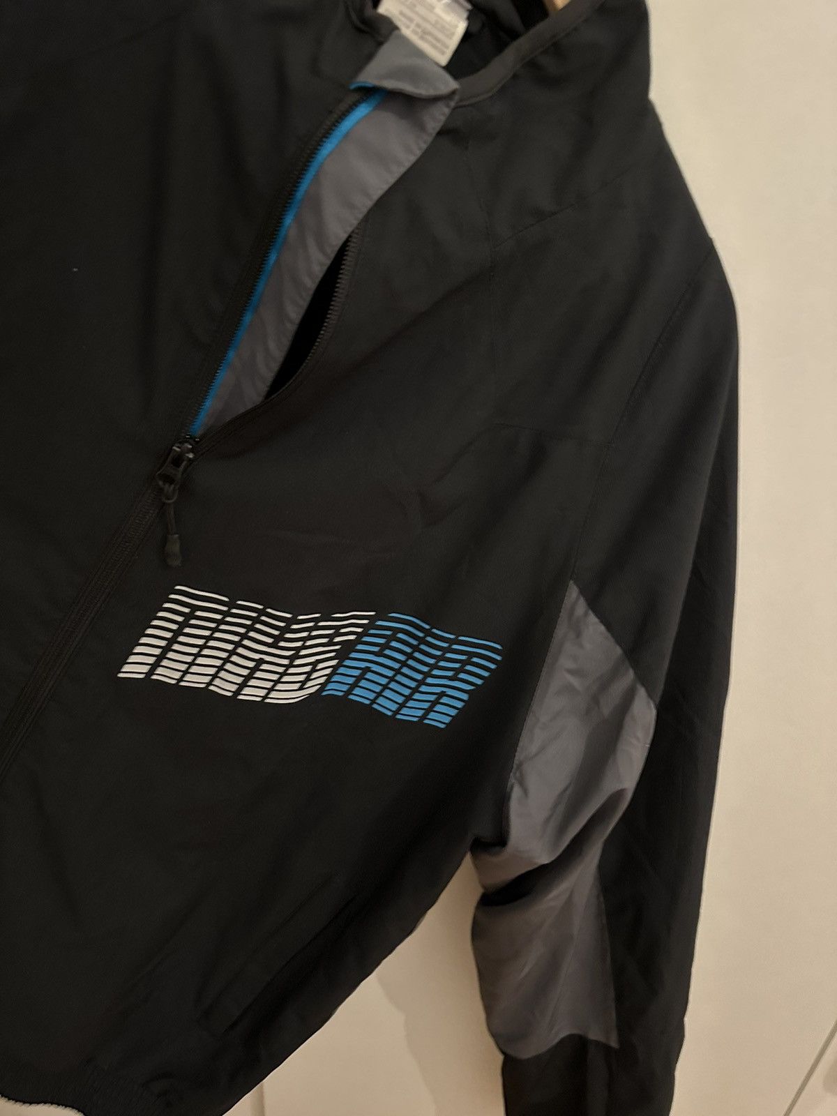 Nike Nike Air Max Jacket Windbreaker Size XL Vintage Jacke Retro Size US XL / EU 56 / 4 - 8 Thumbnail