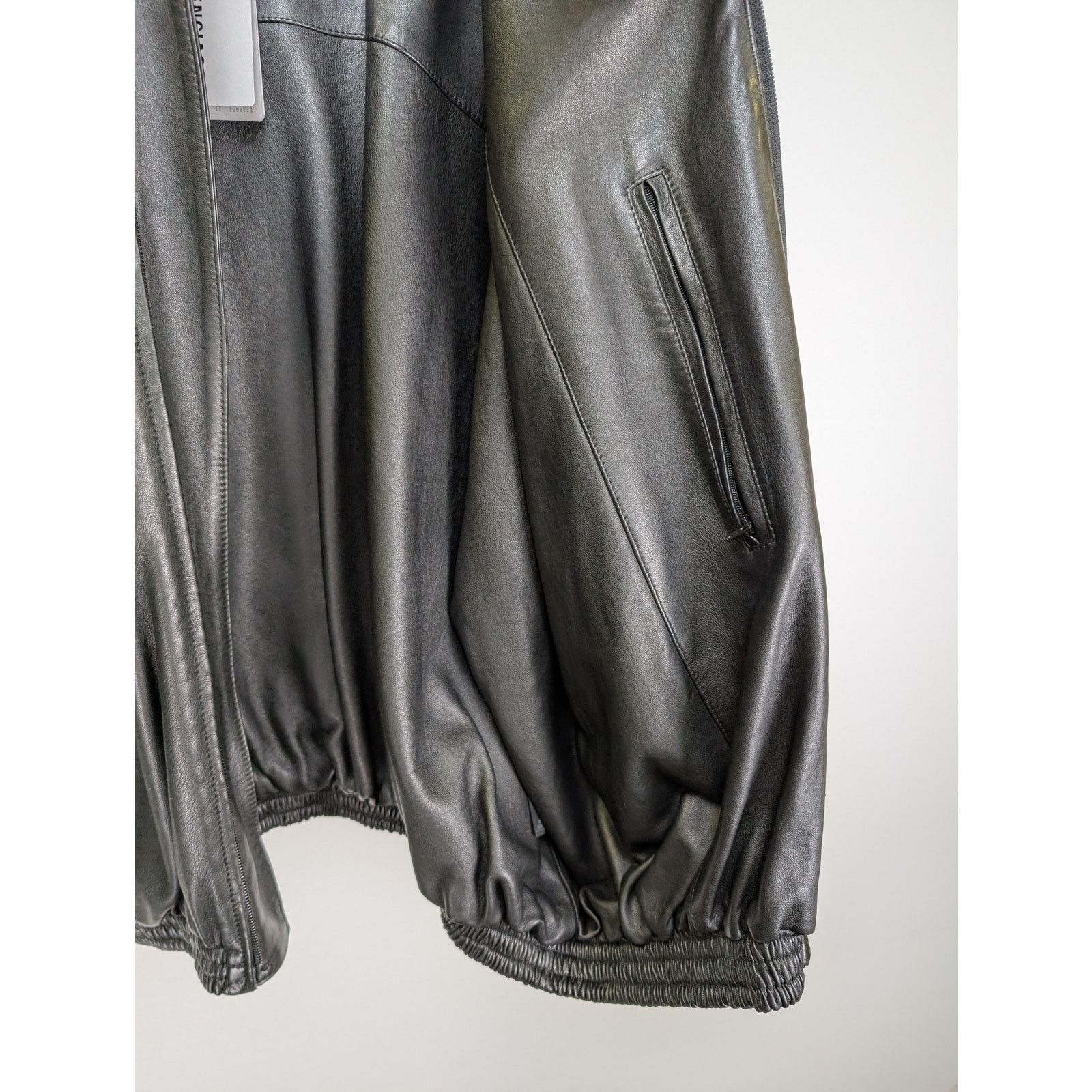 Balenciaga o1rshd1 Leather Down Jacket in Black Size US L / EU 52-54 / 3 - 9 Thumbnail