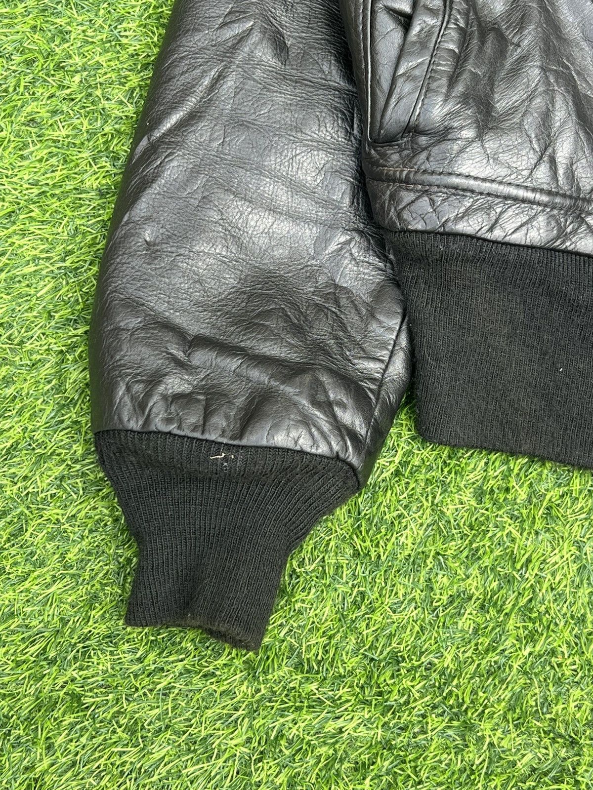 Schott VINTAGE SCHOTT NYC 184SM NAKED COWHIDE A-2 FLIGHT JACKET- M Size US M / EU 48-50 / 2 - 3 Thumbnail