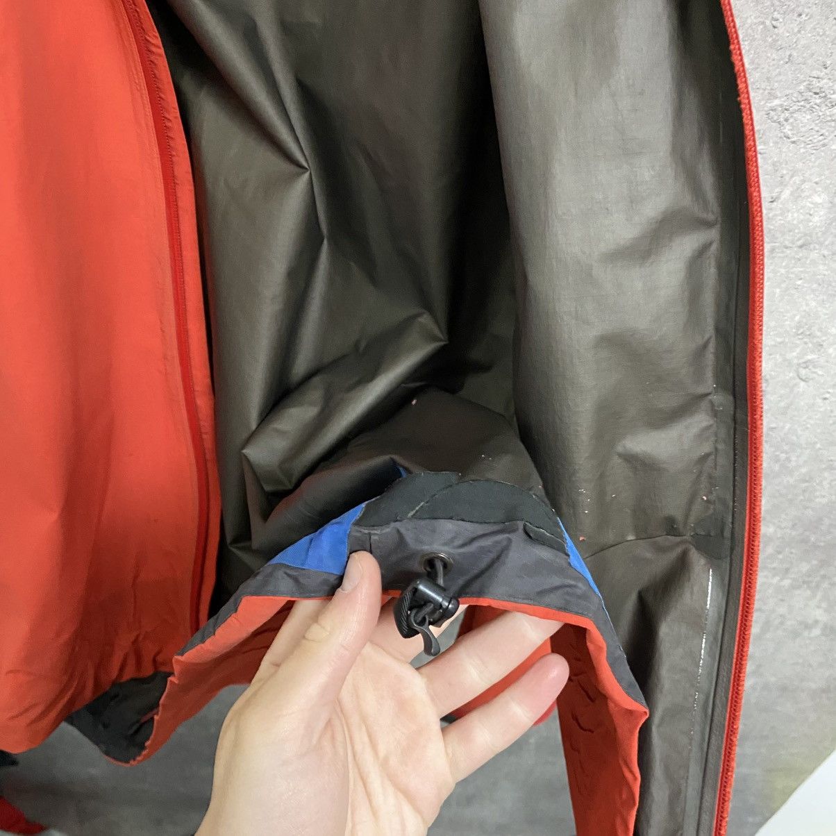 Arc'teryx Men's Arcteryx Beta Gore-Tex Jacket Size US L / EU 52-54 / 3 - 18 Thumbnail