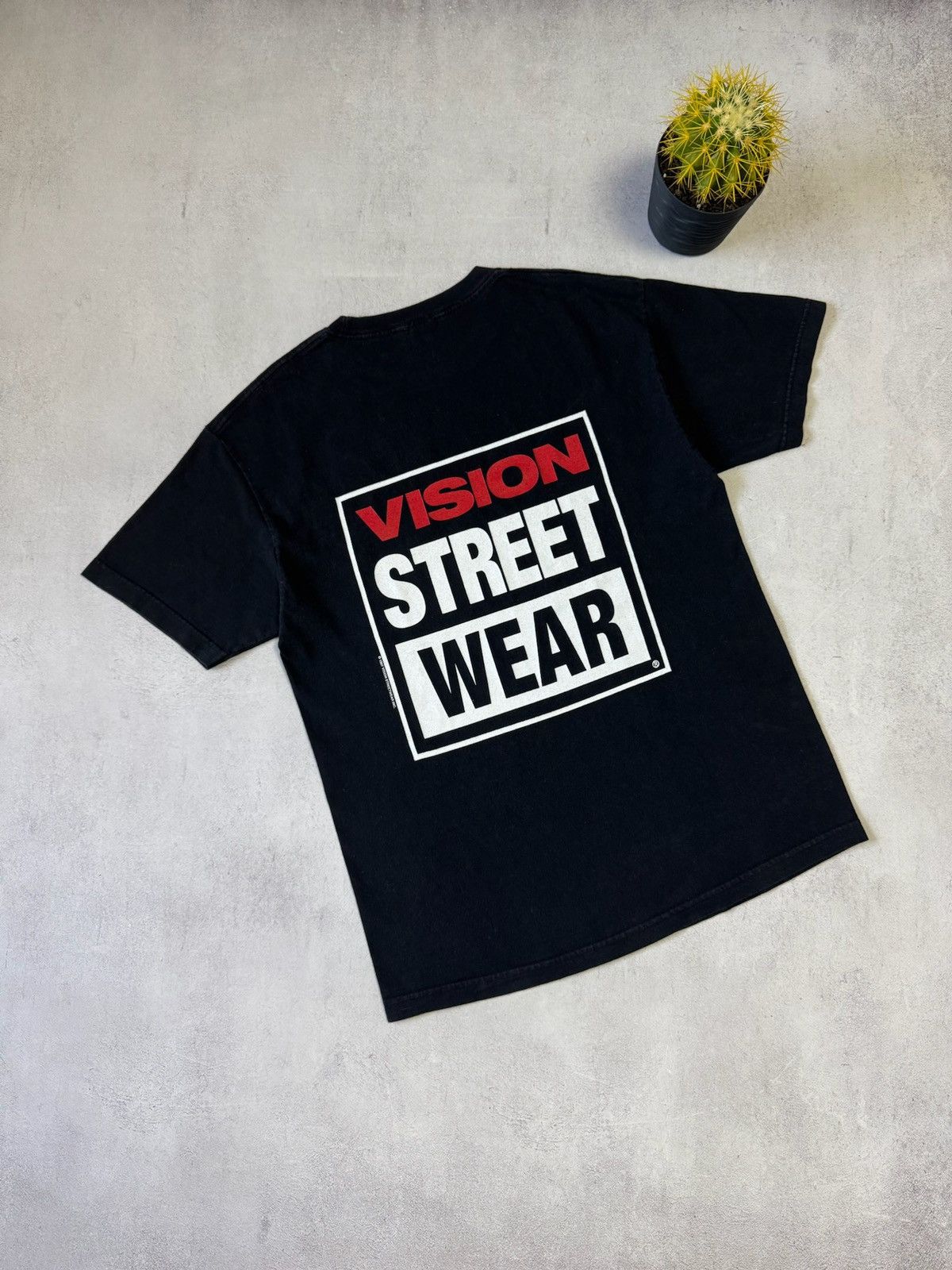 Vision Streetwear 1987 Vision Streetwear T Shirt Big Logo Very Rare Mens L Size US L / EU 52-54 / 3 - 9 Thumbnail