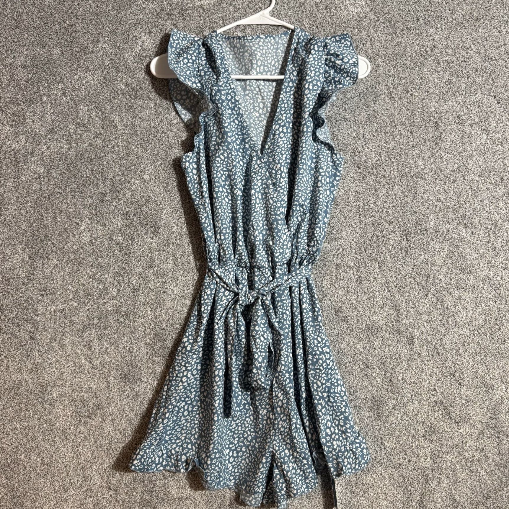 Vintage Cupshe Romantic Dress L A-Line Boho Chic Dainty Cheetah Print Ruffle Sleeves Knee Length V-Neck Belted Casual Party/Cocktail Travel White Size L / US 10 / IT 46 - 2 Thumbnail