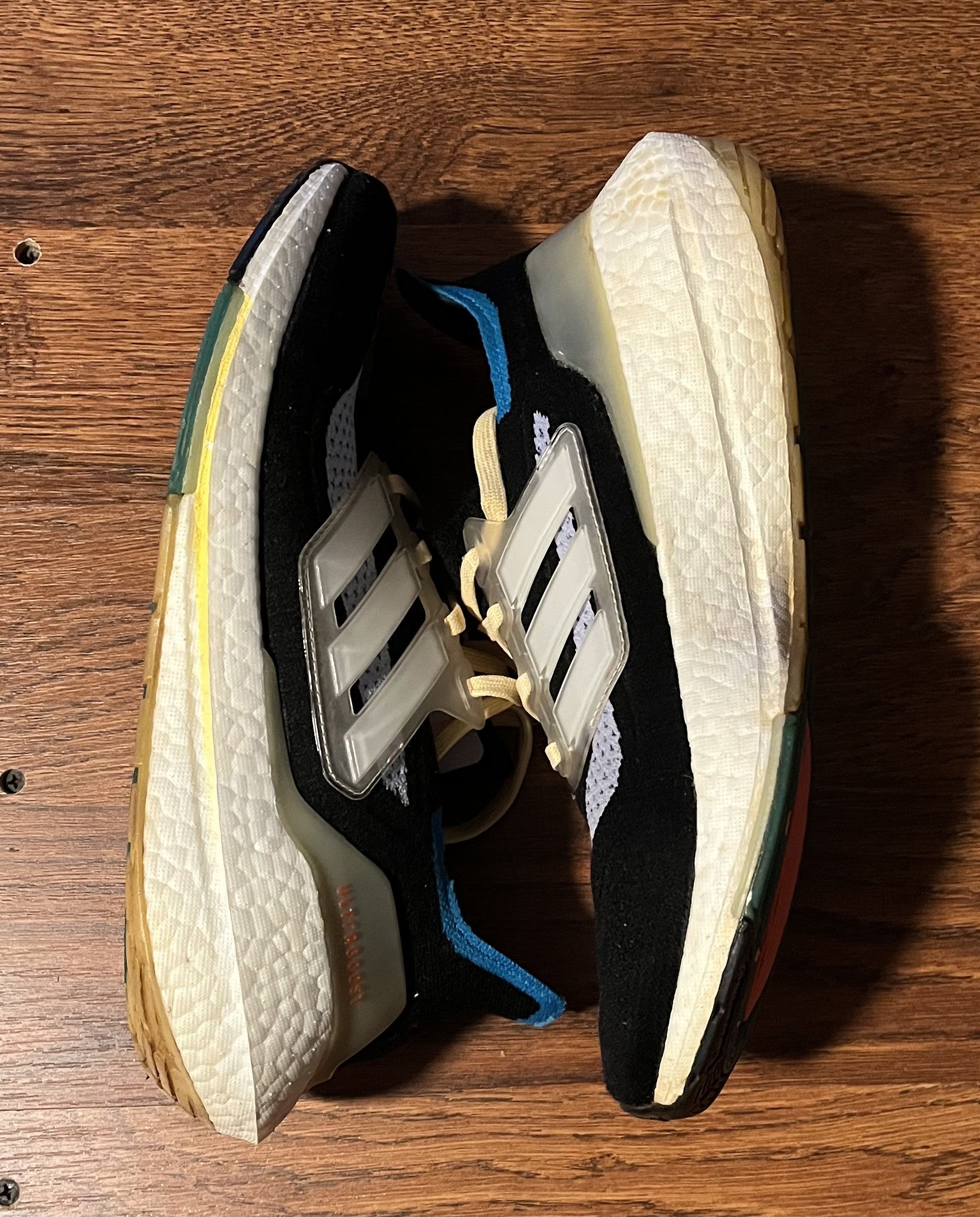 Adidas Adidas Ultraboost Running Shoes Black Violet Tone Size US 9 / IT 39 - 2 Thumbnail