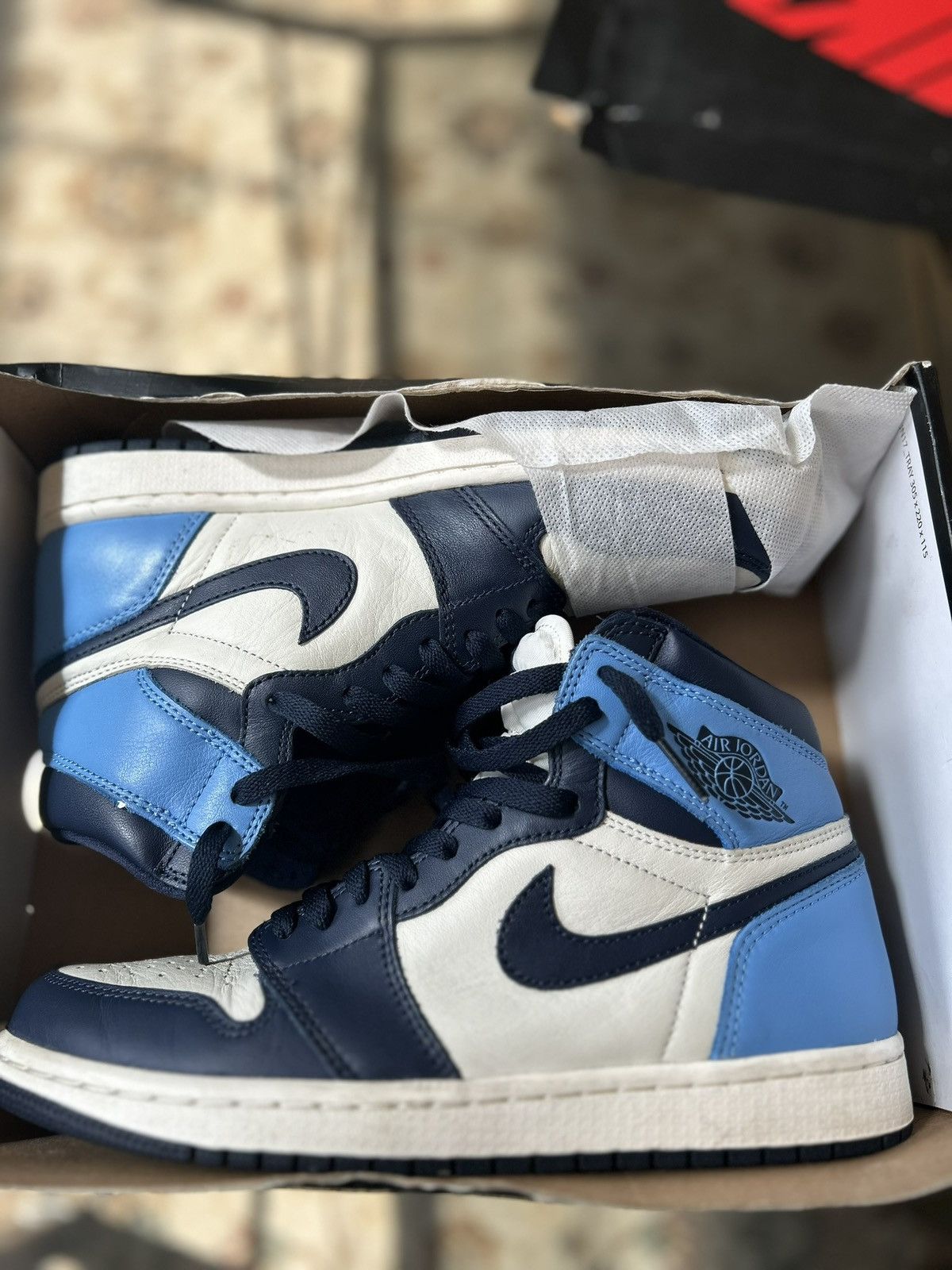 Jordan Brand Jordan 1 Retro High "Obsidians" trainers Size US 8 / EU 41 - 8 Thumbnail