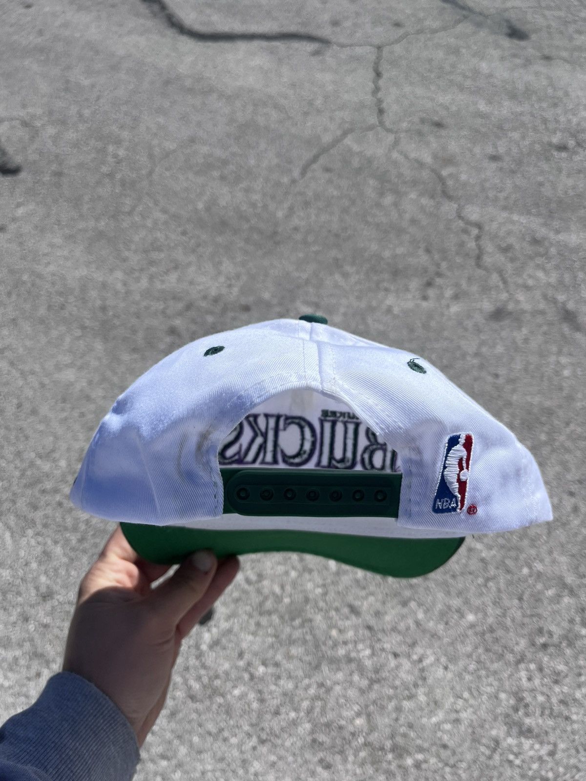 Logo Athletic Vintage ‘90s Milwaukee Bucks Logo Athletic Snapback Hat Size ONE SIZE - 7 Thumbnail