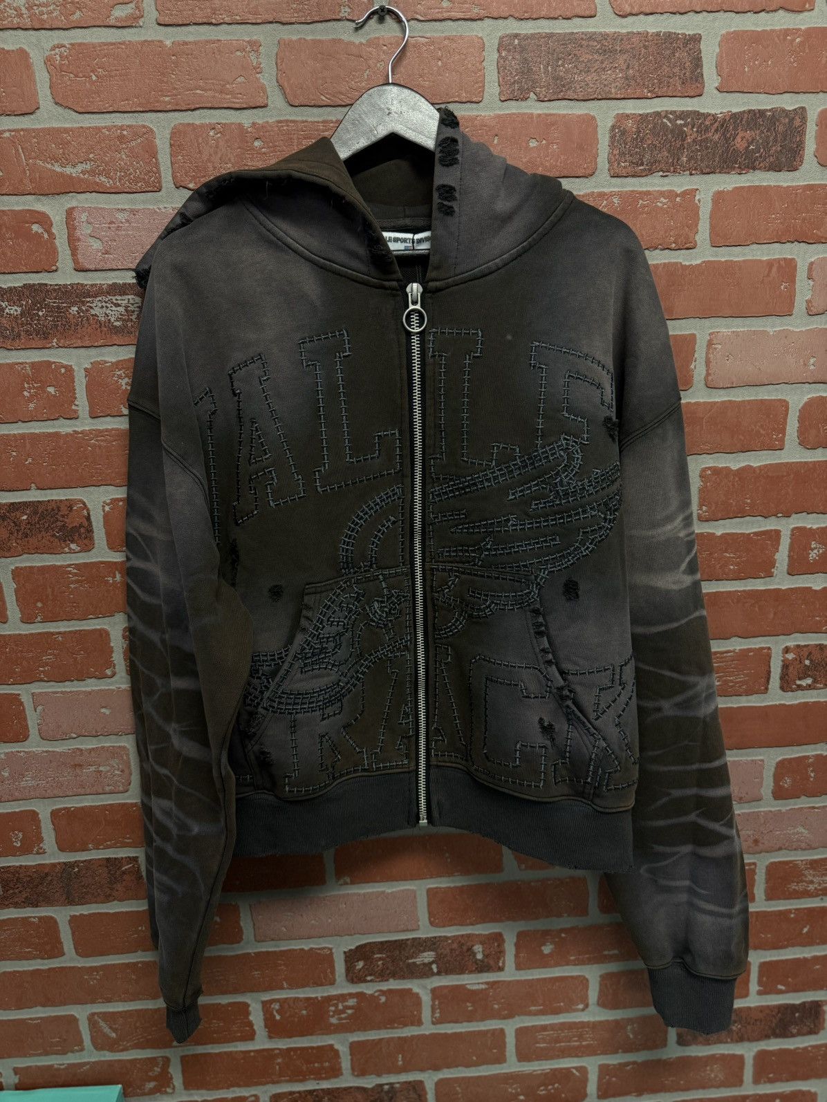 Vale Vale Valley Blacl Hoodie Zip Up Fade Distressed Size L Size US L / EU 52-54 / 3 - 5 Thumbnail
