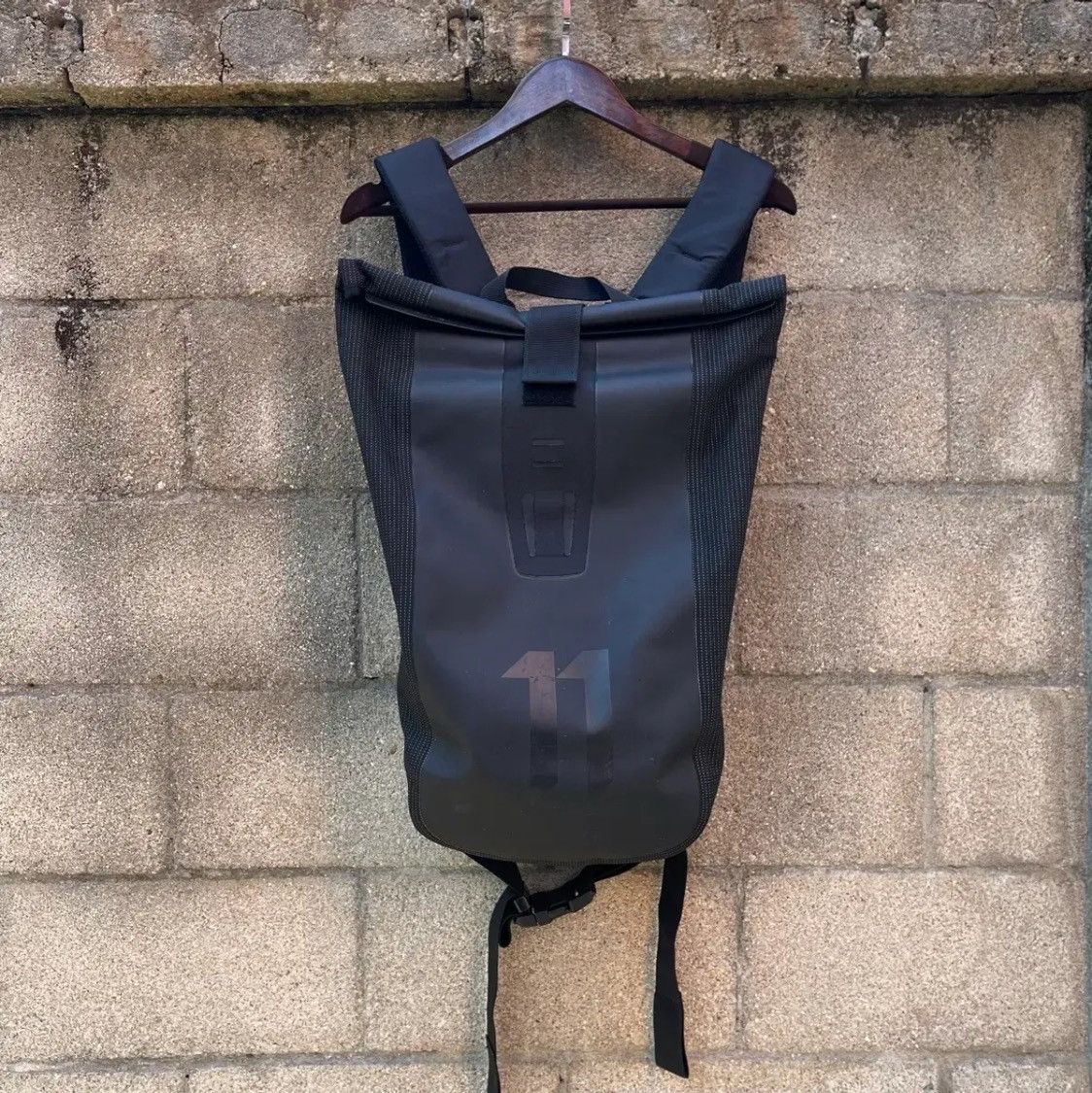 11 By Boris Bidjan Saberi 11 By Boris Bidjan Saberi Velocity Backpack Size ONE SIZE - 1 Thumbnail