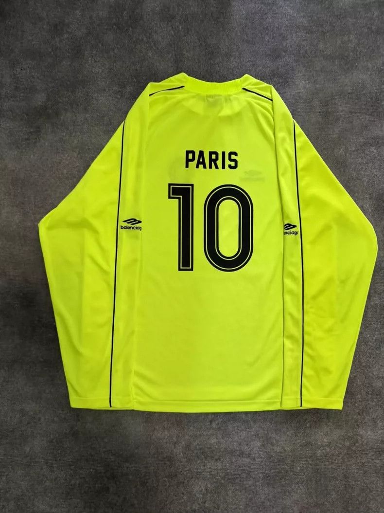 Balenciaga Balenciaga 3B Sports Manchester United Jersey- dmc Size US XS / EU 42 / 0 - 1 Thumbnail