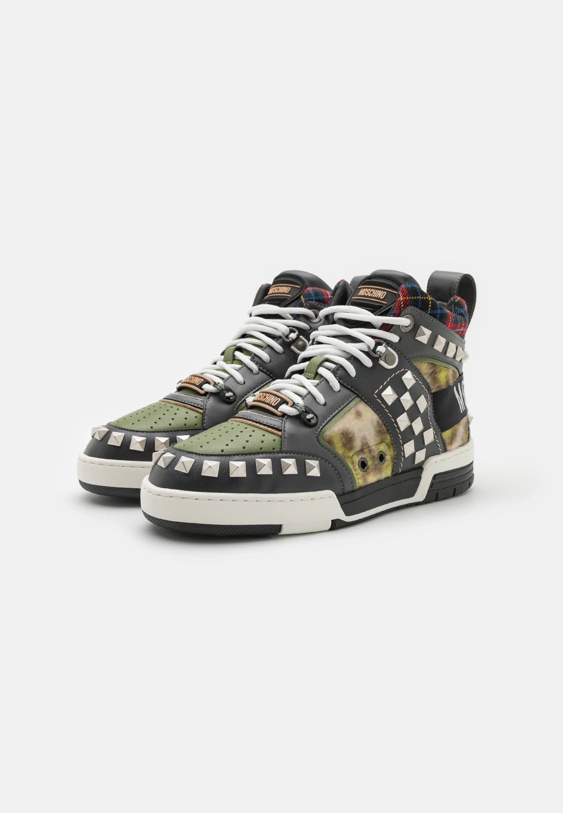 Moschino o1y0225 Hi-Top Sneakers in Multicolor Size US 10 / EU 43 - 3 Thumbnail