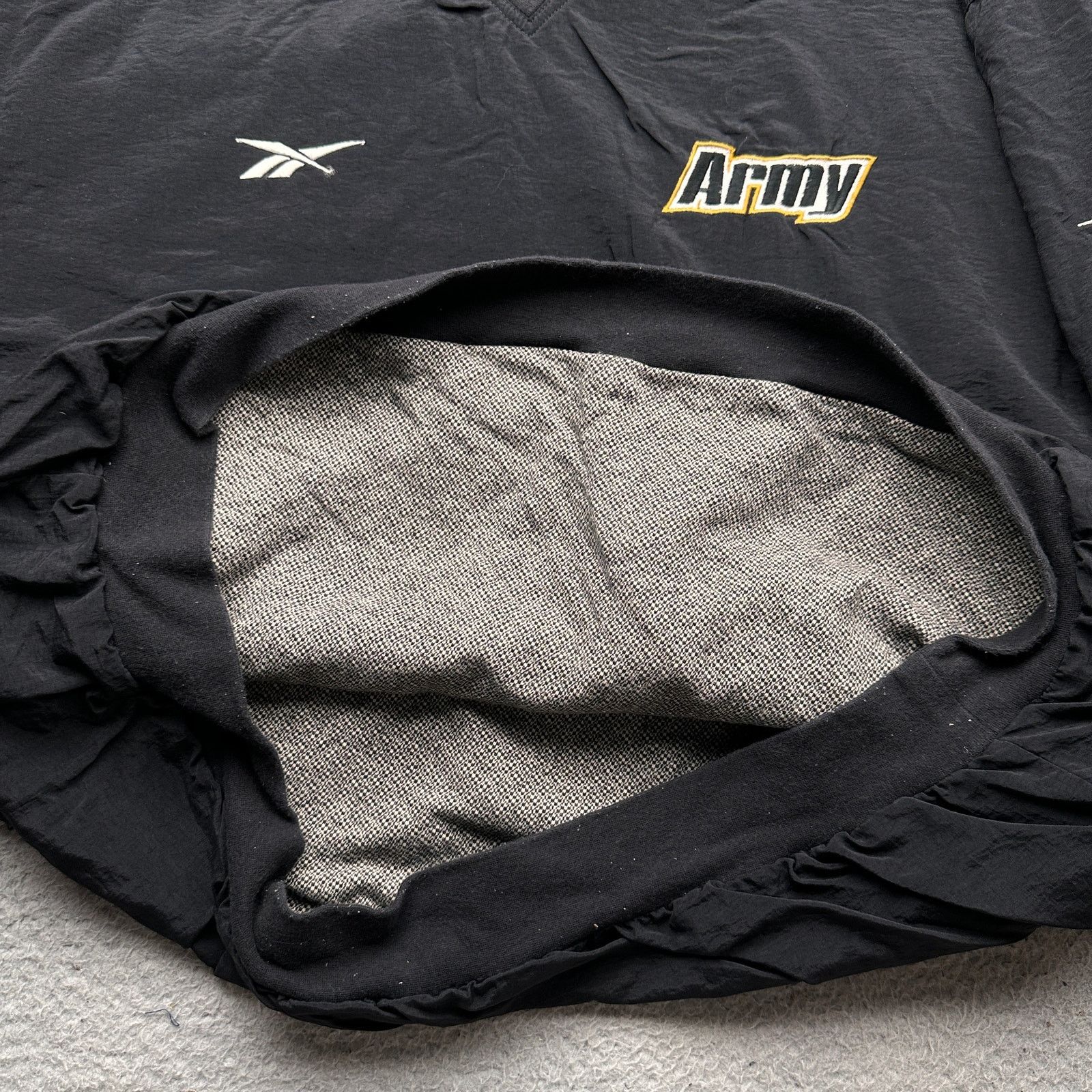 Reebok Vintage Reebok Army Reversible Windbreaker Pullover Mens XL Size US XL / EU 56 / 4 - 9 Thumbnail