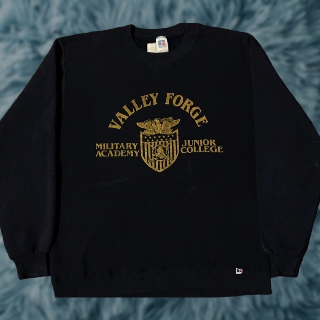 Russell Athletic VINTAGE Russell Athletic Valley Forge Military Academy Distressed Faded Sweatshirt M USA Blue Pullover Hoodie Mens 80s Grunge Distressed Sweatshirt Size US M / EU 48-50 / 2 - 1 Thumbnail