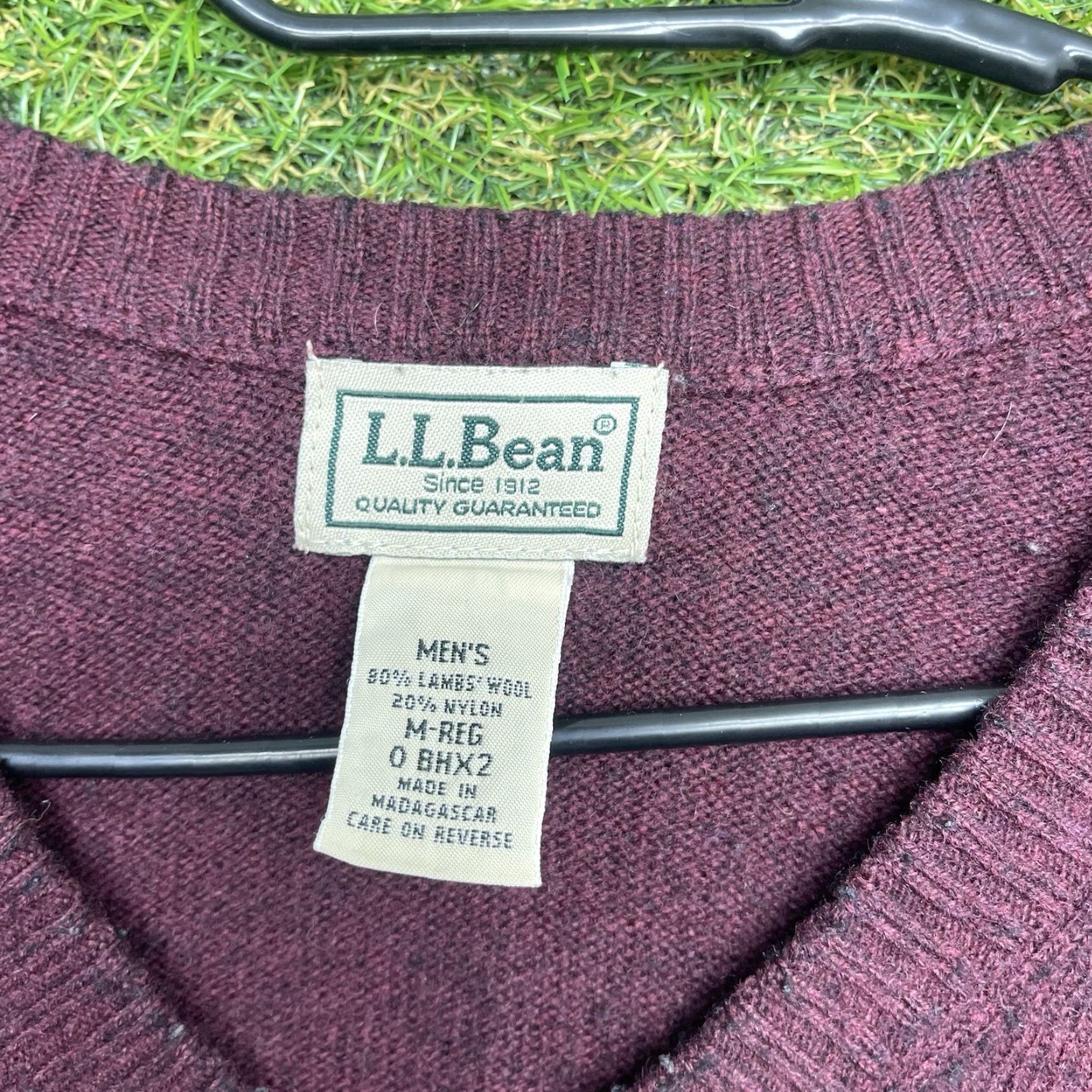 Vintage VINTAGE L.L. Bean Sweater Pullover Turtleneck Knit Mens Medium Maroon/Purple Lambswool 90s Preppy Knitwear Size US M / EU 48-50 / 2 - 3 Thumbnail