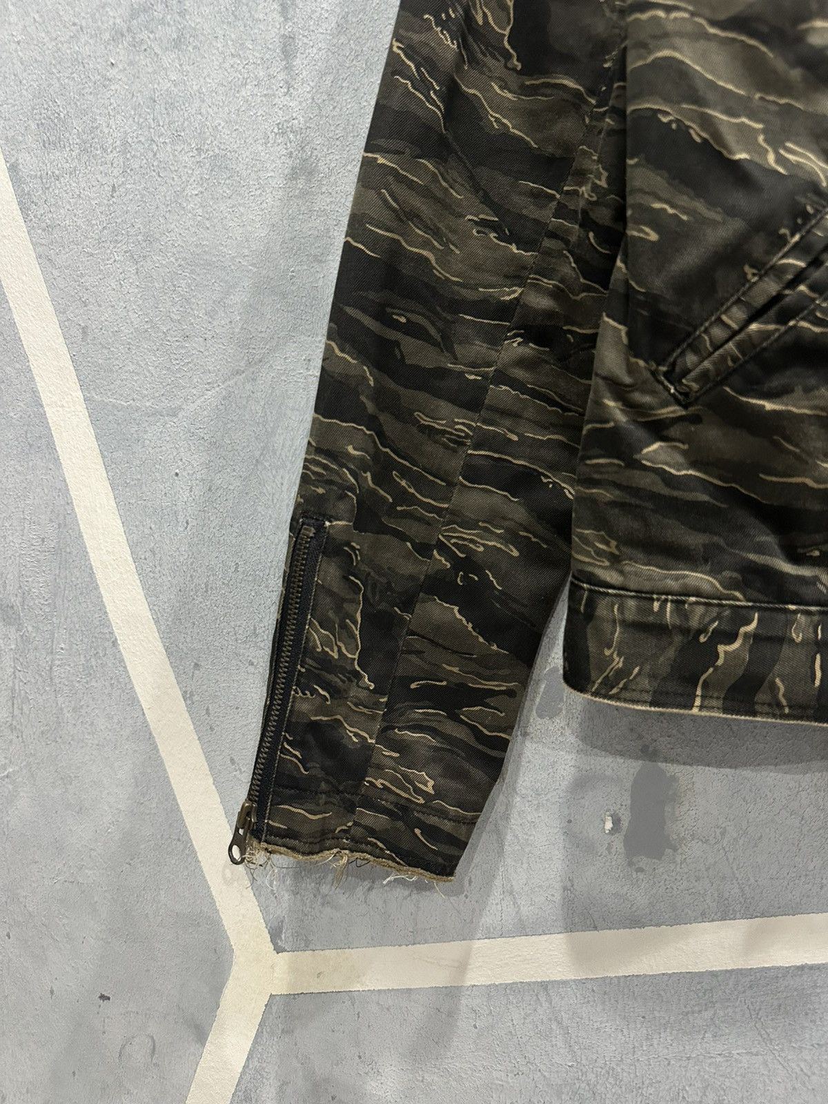Vintage Military Tiger Stripe Camo Jacket Size US S / EU 44-46 / 1 - 9 Thumbnail