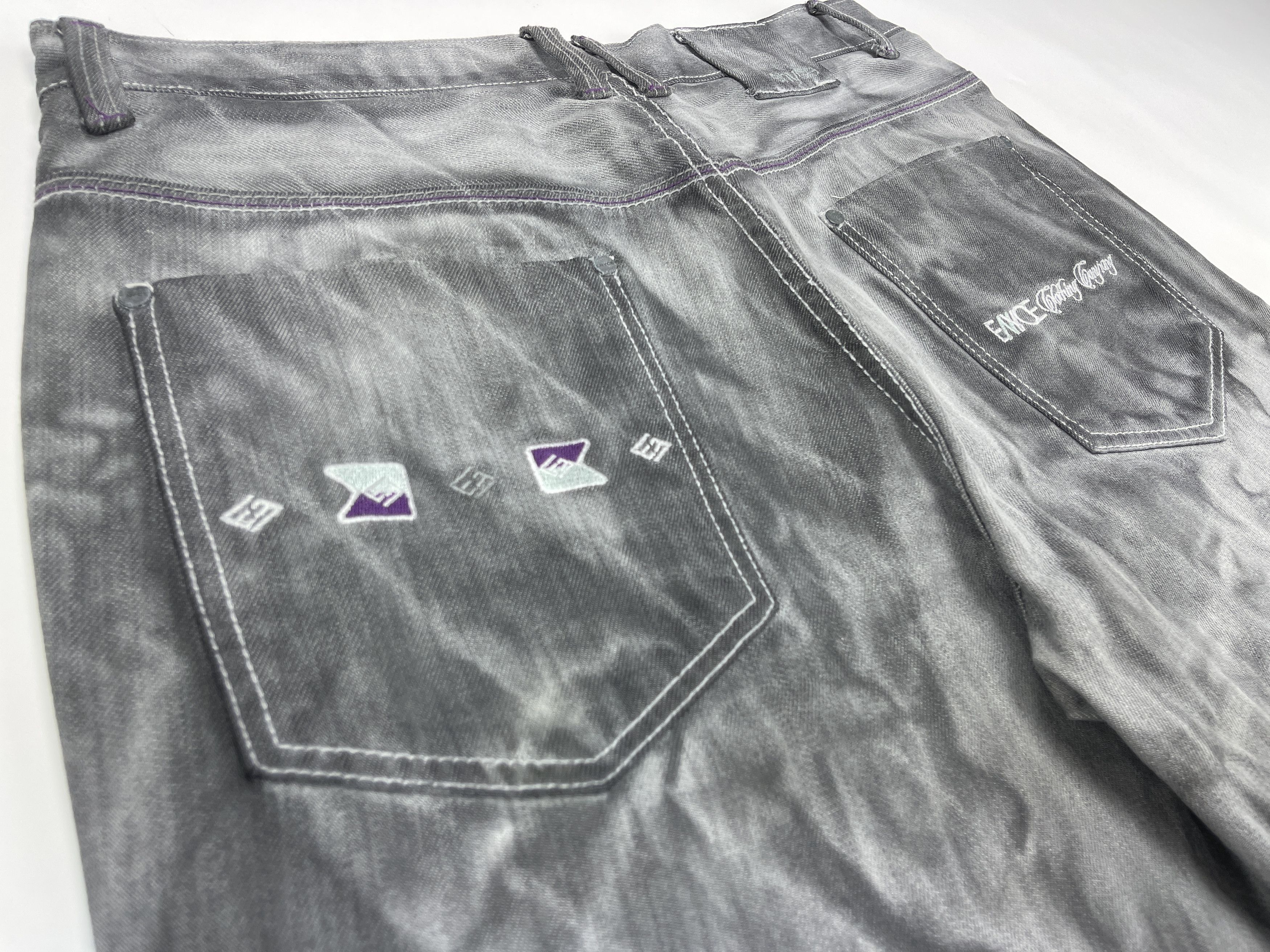 Enyce Enyce jeans shorts, vintage baggy denim, 90s hip-hop 36 Size US 36 / EU 52 - 5 Thumbnail