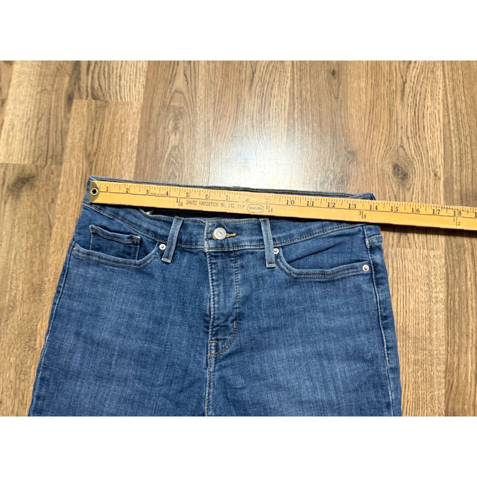 Levi's Levi's Jeans Women 29 Blue Denim 311 Shaping Skinny Mid Rise Regular Inseam 28 Five-Pocket Brand: Levi's Size 29" - 6 Thumbnail