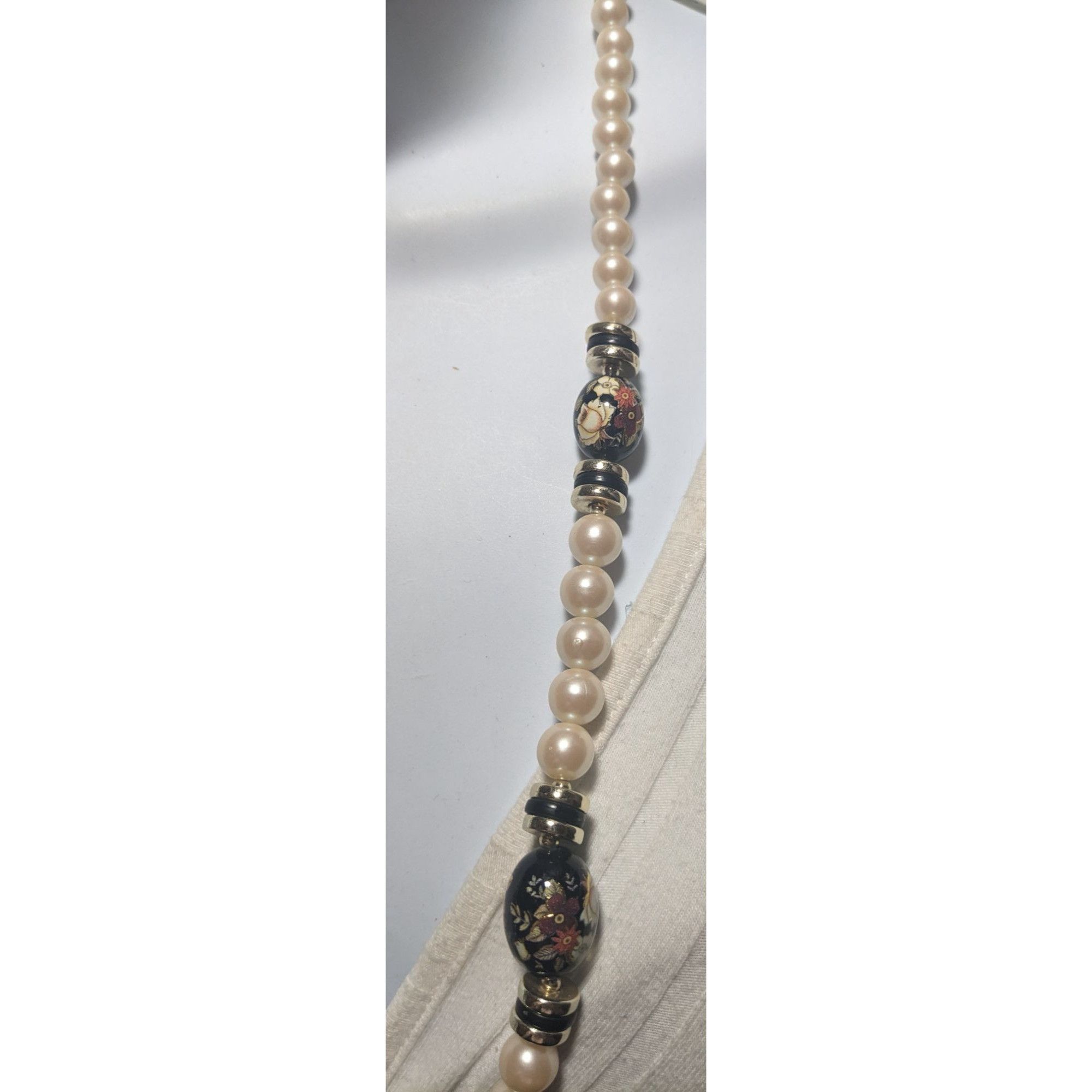 Other Vintage Cream And Black Pearl Floral Necklace Size ONE SIZE - 8 Thumbnail