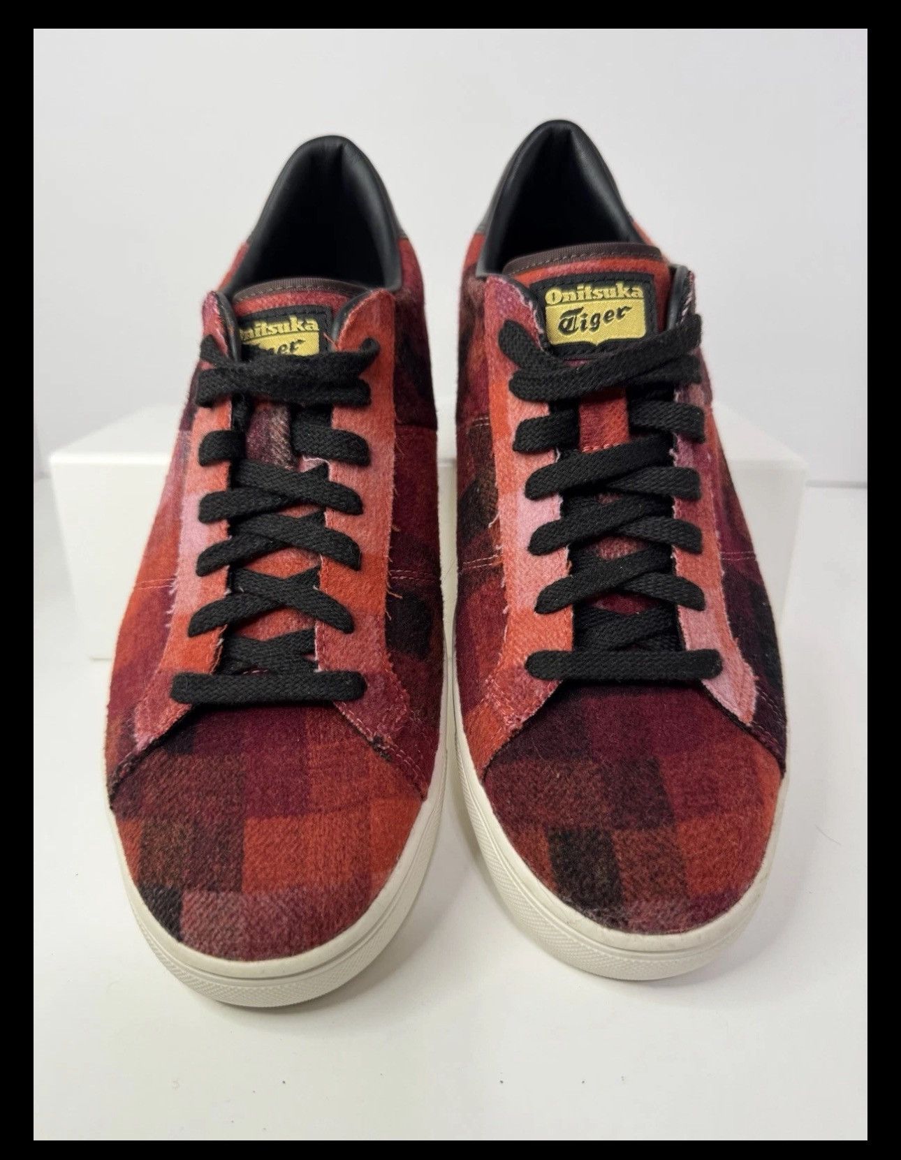 Onitsuka Tiger Onitsuka Tiger Plaid Wool Low Top Red Black Men’s Size 9 Size US 9 / EU 42 - 1 Thumbnail