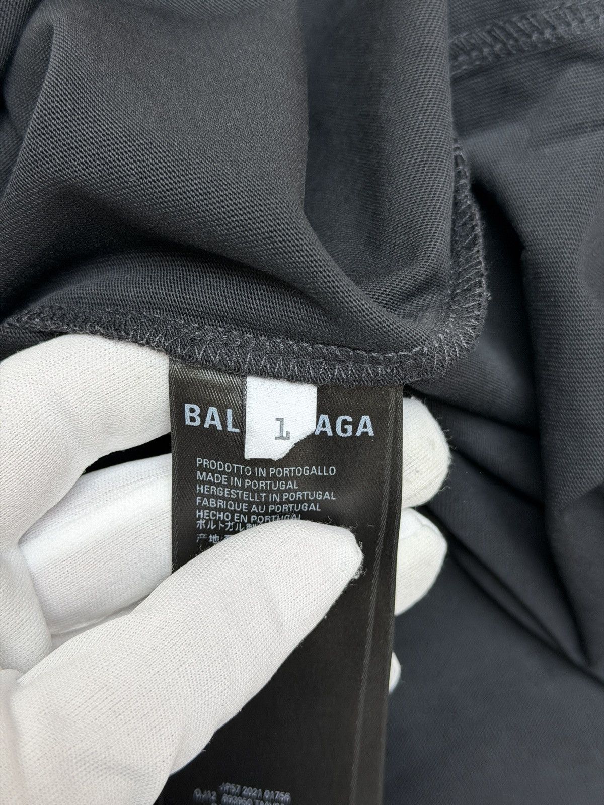 Balenciaga Balenciaga Aya Nakamura Longsleeve Tee Shirt Size US M / EU 48-50 / 2 - 10 Thumbnail