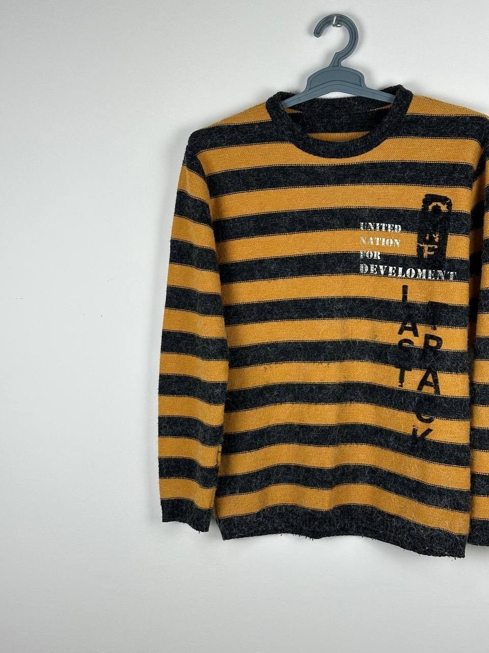 Japanese Brand × Vintage Vintage Freddie Kruger Style Avant Garde Y2K sweater Size US L / EU 52-54 / 3 - 2 Thumbnail