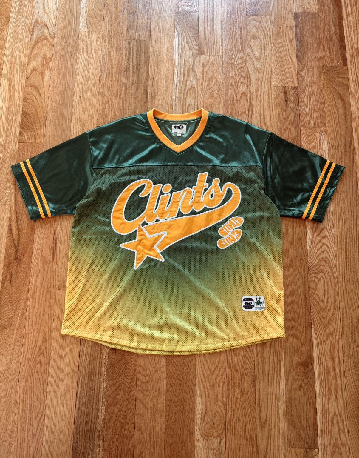 Clints Clints Step Correct Y2K Shiny Gradient Football Jersey L Size US L / EU 52-54 / 3 - 1 Thumbnail