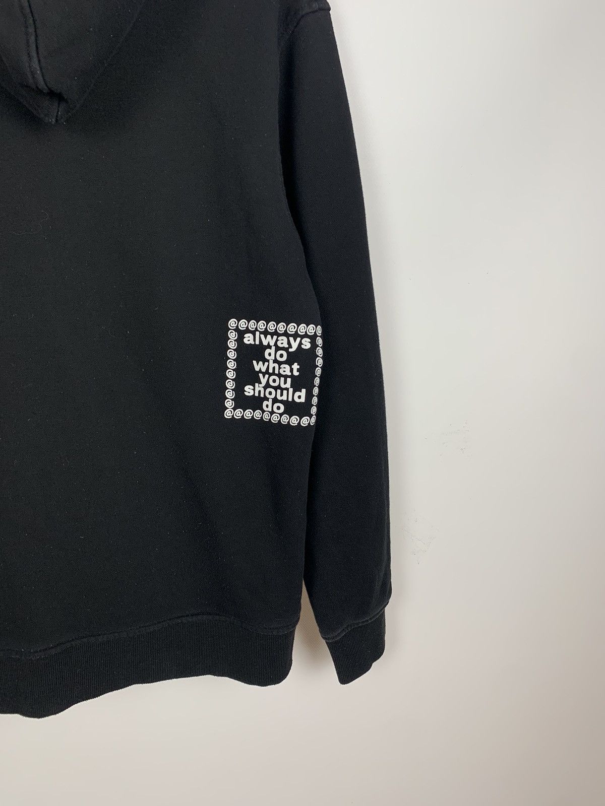 always do what you should do Always do what you should do Hoodie Men’s Size M Big Logo Size US M / EU 48-50 / 2 - 10 Thumbnail