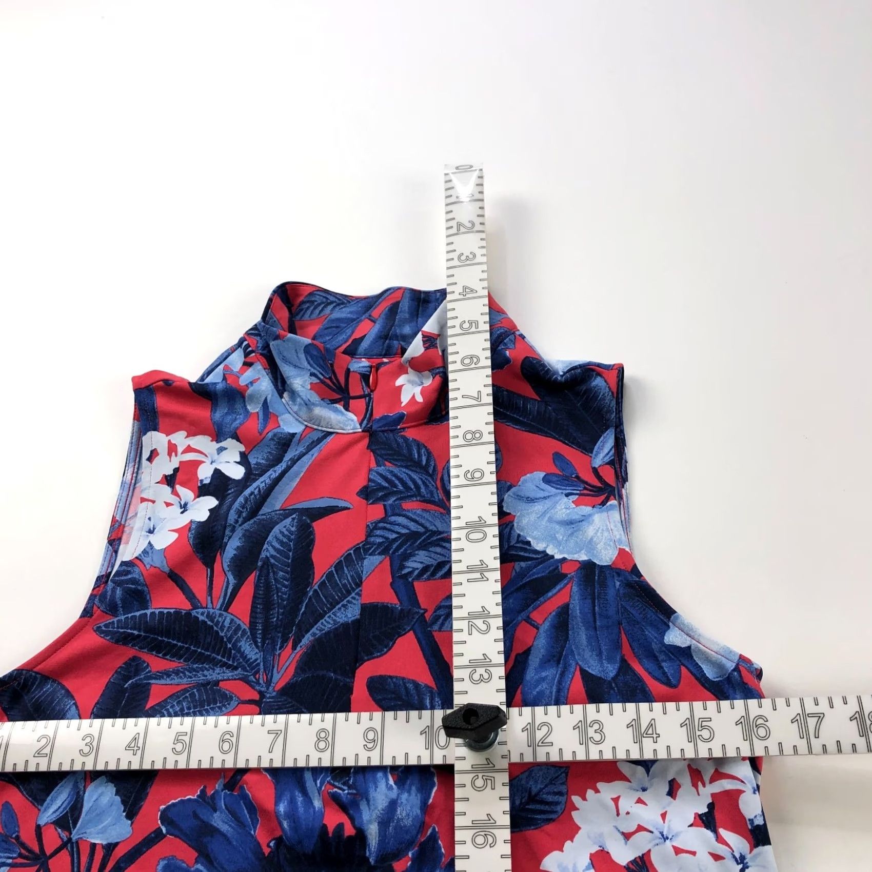 Tommy Bahama Tommy Bahama Island Zone XS 1/4 Zip Pullover Sleeveless Floral Red Blue Shirt Women XS Floral Red Blue Island Zone 90s Outdoor Tropical Navy? Size XS / US 0-2 / IT 36-38 - 3 Thumbnail