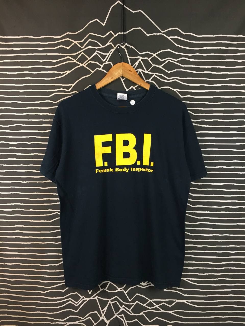 Vintage Vtg FBI Female Body Inspector Parody Tee Size US M / EU 48-50 / 2 - 2 Thumbnail