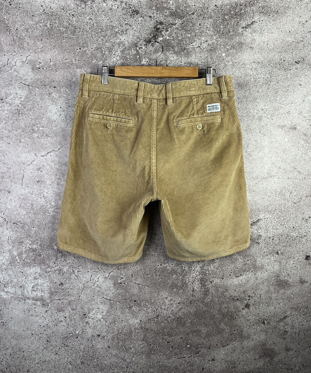 Norse Projects Aros Corduroy Shorts Beige Minimalist Chino Italy Size US 32 / EU 48 - 2 Thumbnail