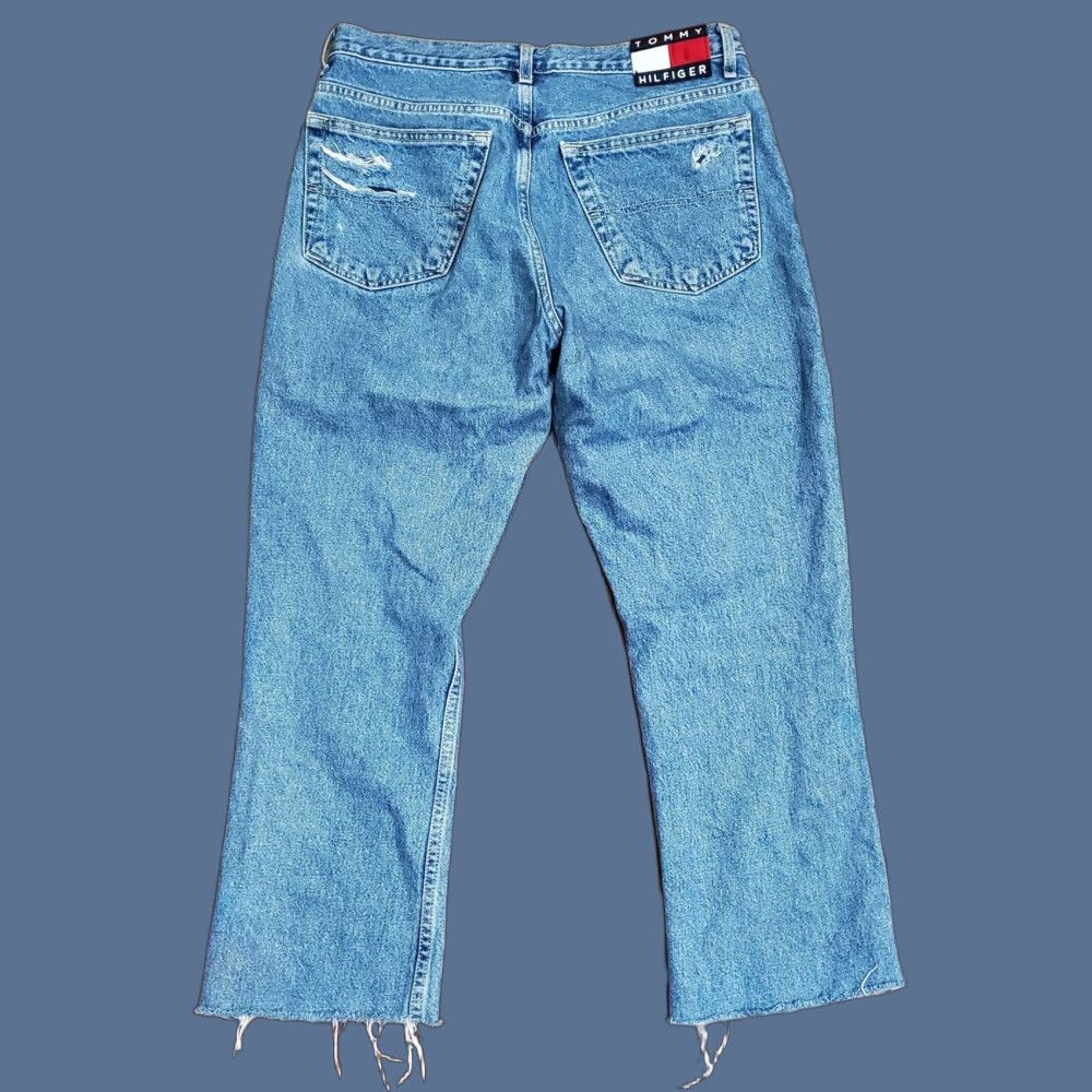 Tommy Hilfiger VINTAGE Tommy Hilfiger Jeans Juniors 13/32 Blue High Rise Straight Distressed Size 34" / US 12 / IT 48 - 1 Thumbnail