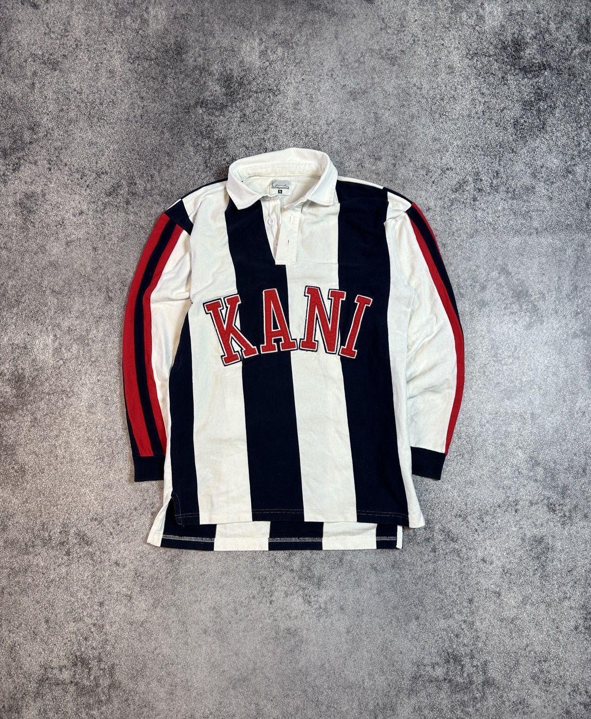 Karl Kani × Vintage Vintage Karl Kani Big Logo Rugbys Polo Streetwear Rare USA S Size US S / EU 44-46 / 1 - 1 Thumbnail