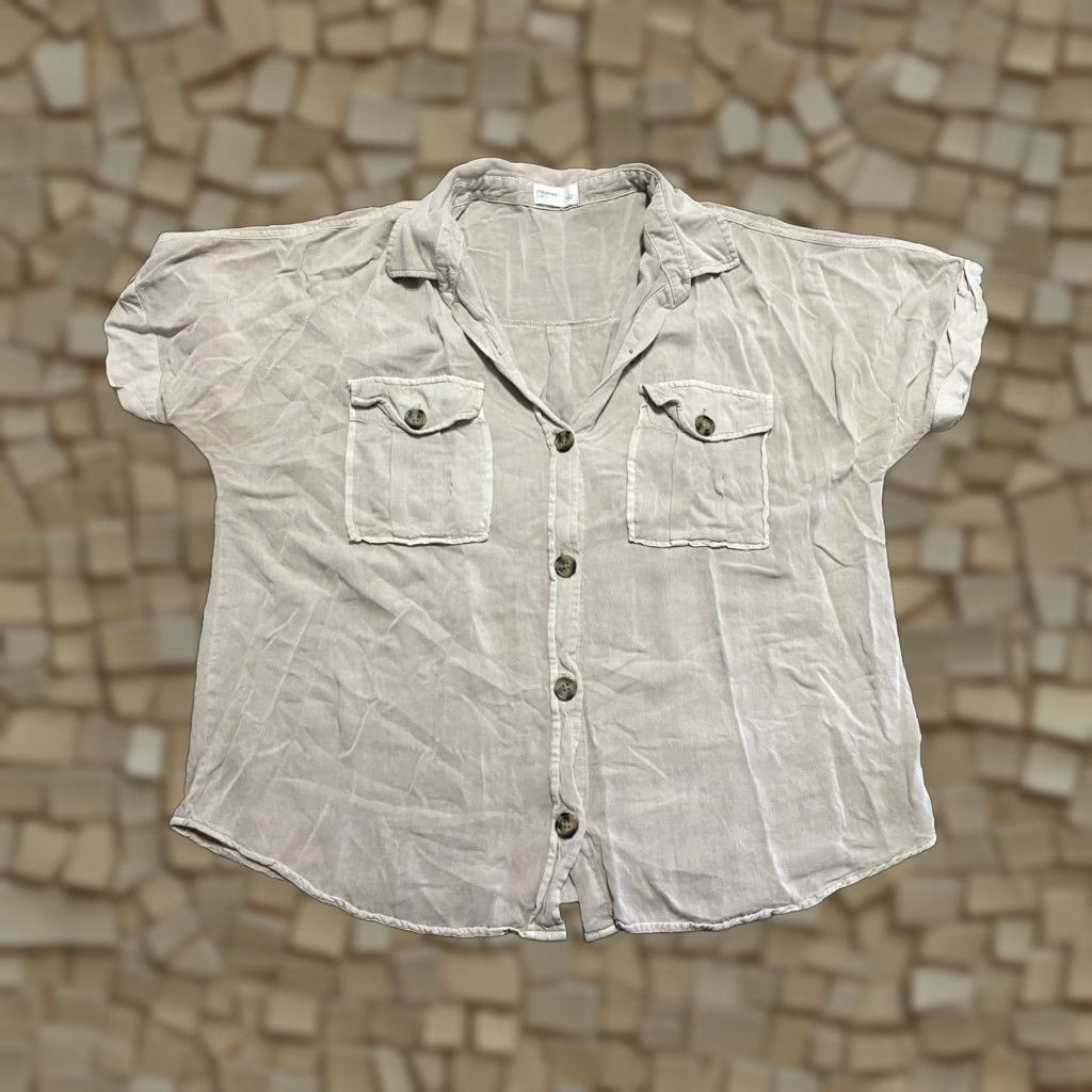 Vintage Maurices Shirt Women's Large Tan Button Up Short Sleeve, Brown, Casual, Solid, Regular Fit, Button-Up, Collared, Fall Spring Summer, Women, Maurices Size L / US 10 / IT 46 - 1 Thumbnail