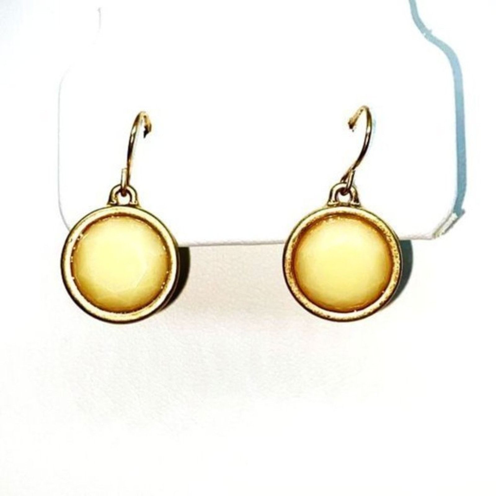 Handmade Beige Pendant Gold-Tone Dangle Earrings Size ONE SIZE - 1 Thumbnail