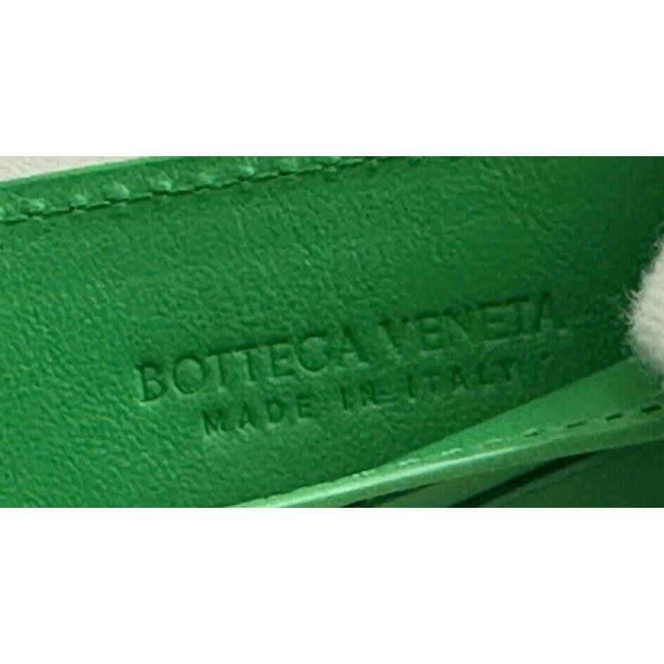 Bottega Veneta o1n1vont0824 Size: OS / 635057 Card Case in White/Green Size ONE SIZE - 4 Thumbnail
