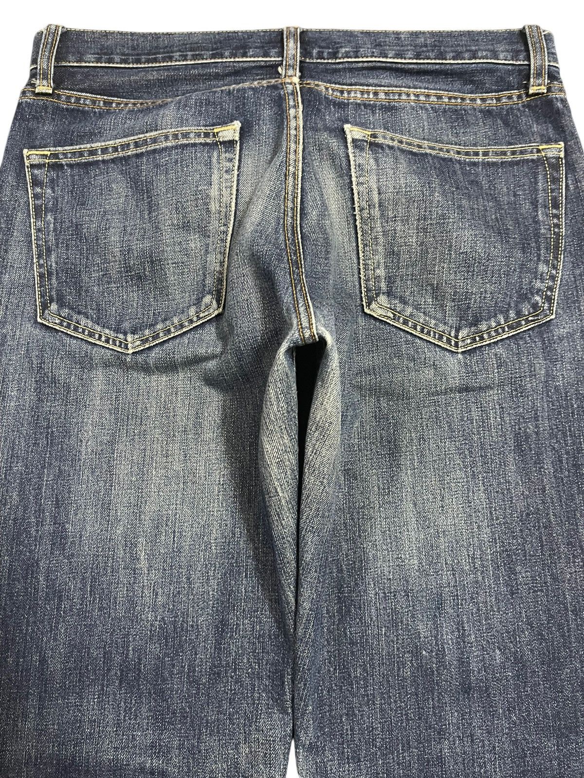 Uniqlo Vintage Japanese Uniqlo Blue Bleached Style Loose Jeans Size US 32 / EU 48 - 5 Thumbnail