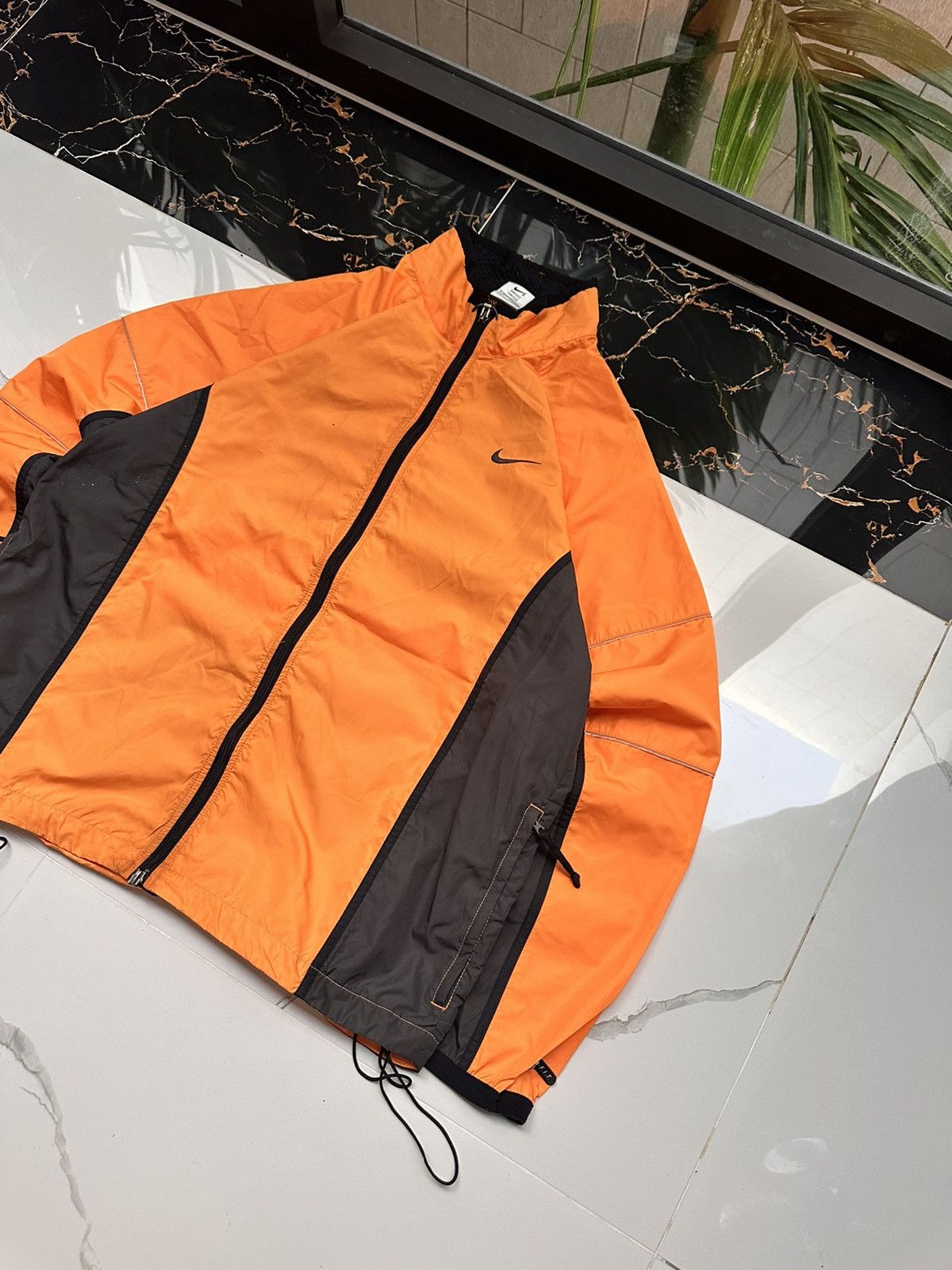 Nike × Vintage NIKE VINTAGE BASIC LOGO STREETWEAR LIGHT JACKET Size US L / EU 52-54 / 3 - 3 Thumbnail