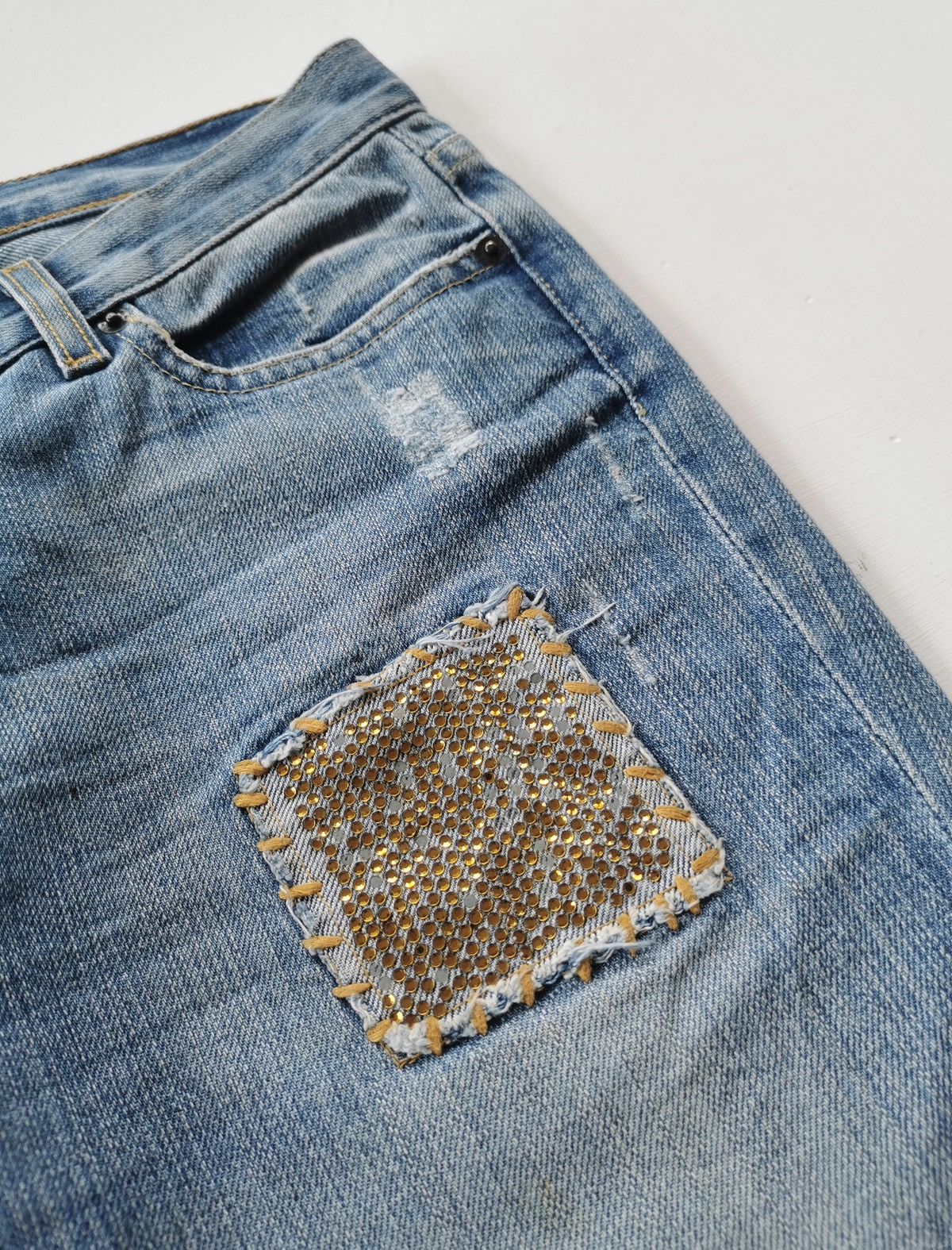 Bebe Bootcut Bebe Carmen RS Patch Distressed Jeans 30/35 Size 30" / US 8 / IT 44 - 3 Thumbnail