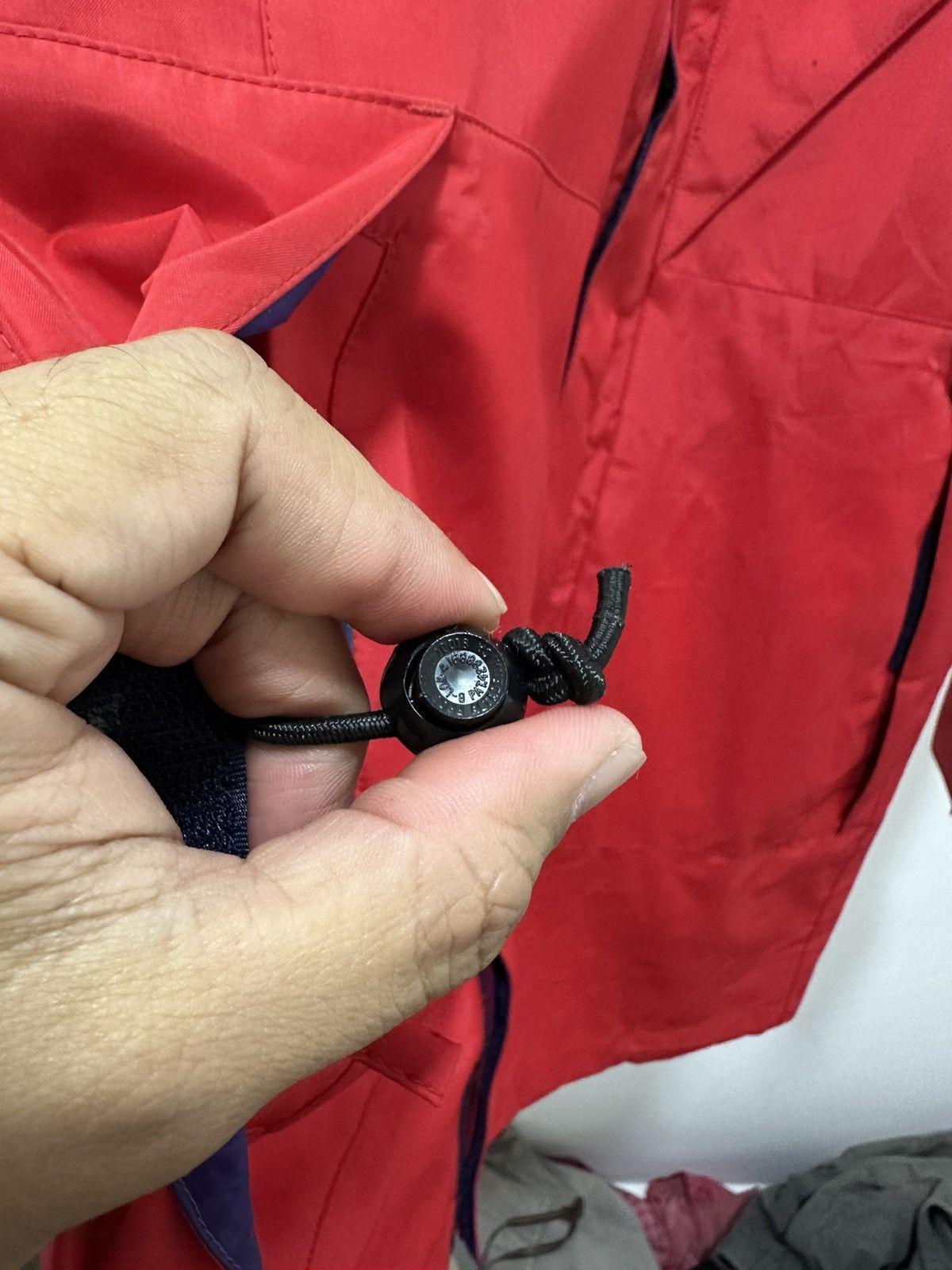 Patagonia Vintage Patagonia Rain Jacket Design WaterProof Jacket Size US XL / EU 56 / 4 - 5 Thumbnail