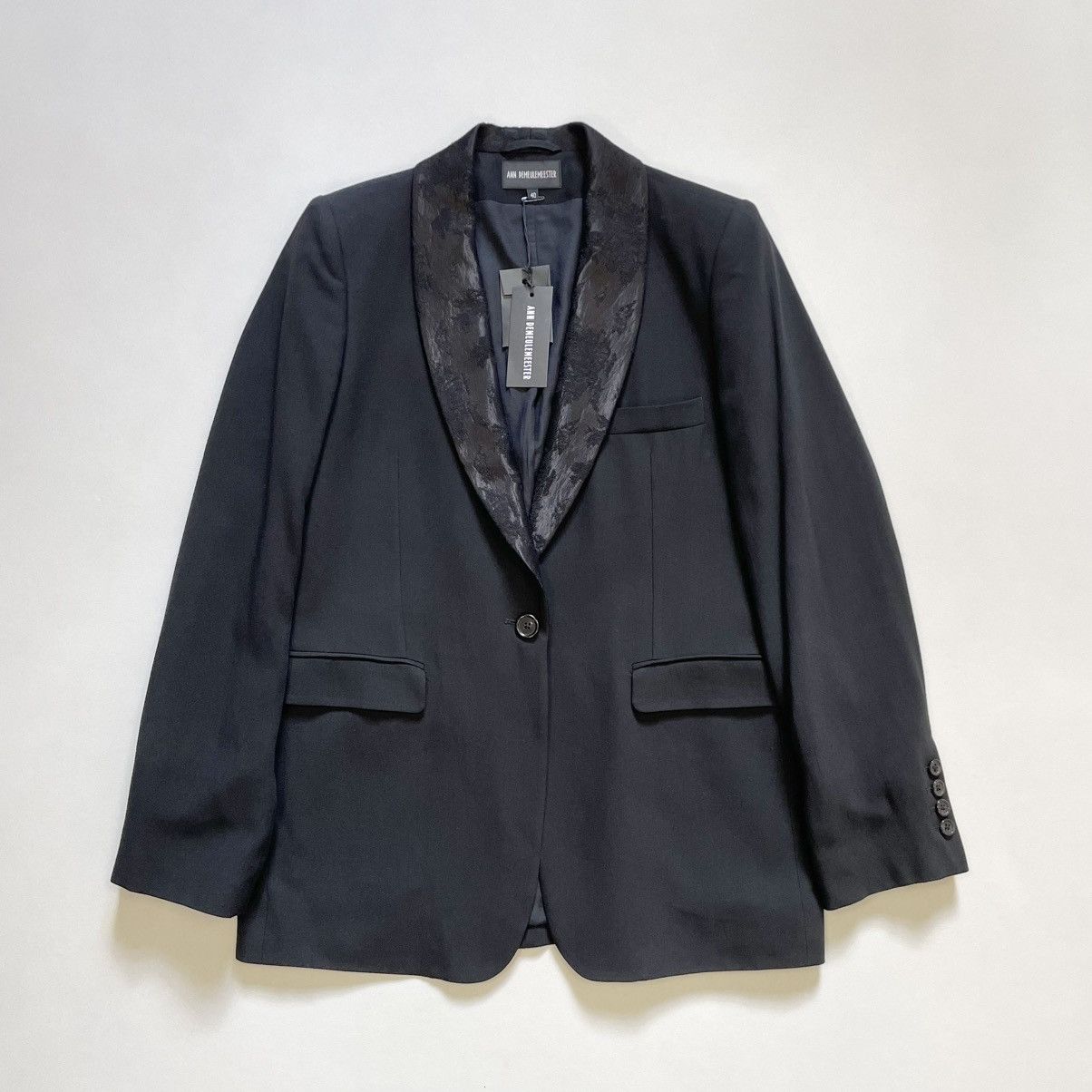 Sample ‘Oriental Brocade’ Shawl Collar Blazer