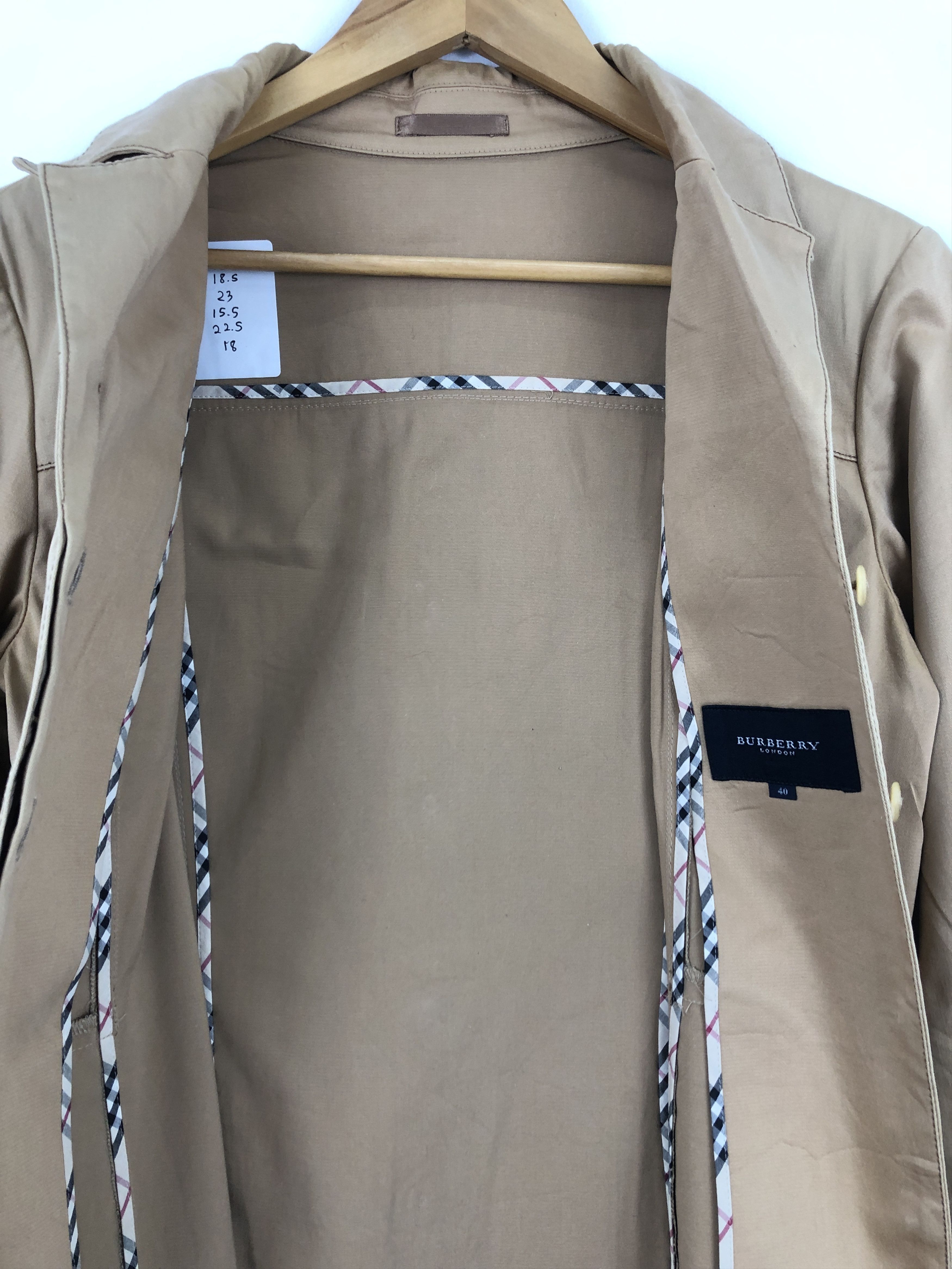 Burberry Vintage Burberry London Button Up Blazer Jacket JA0030 Size US XS / EU 42 / 0 - 7 Thumbnail