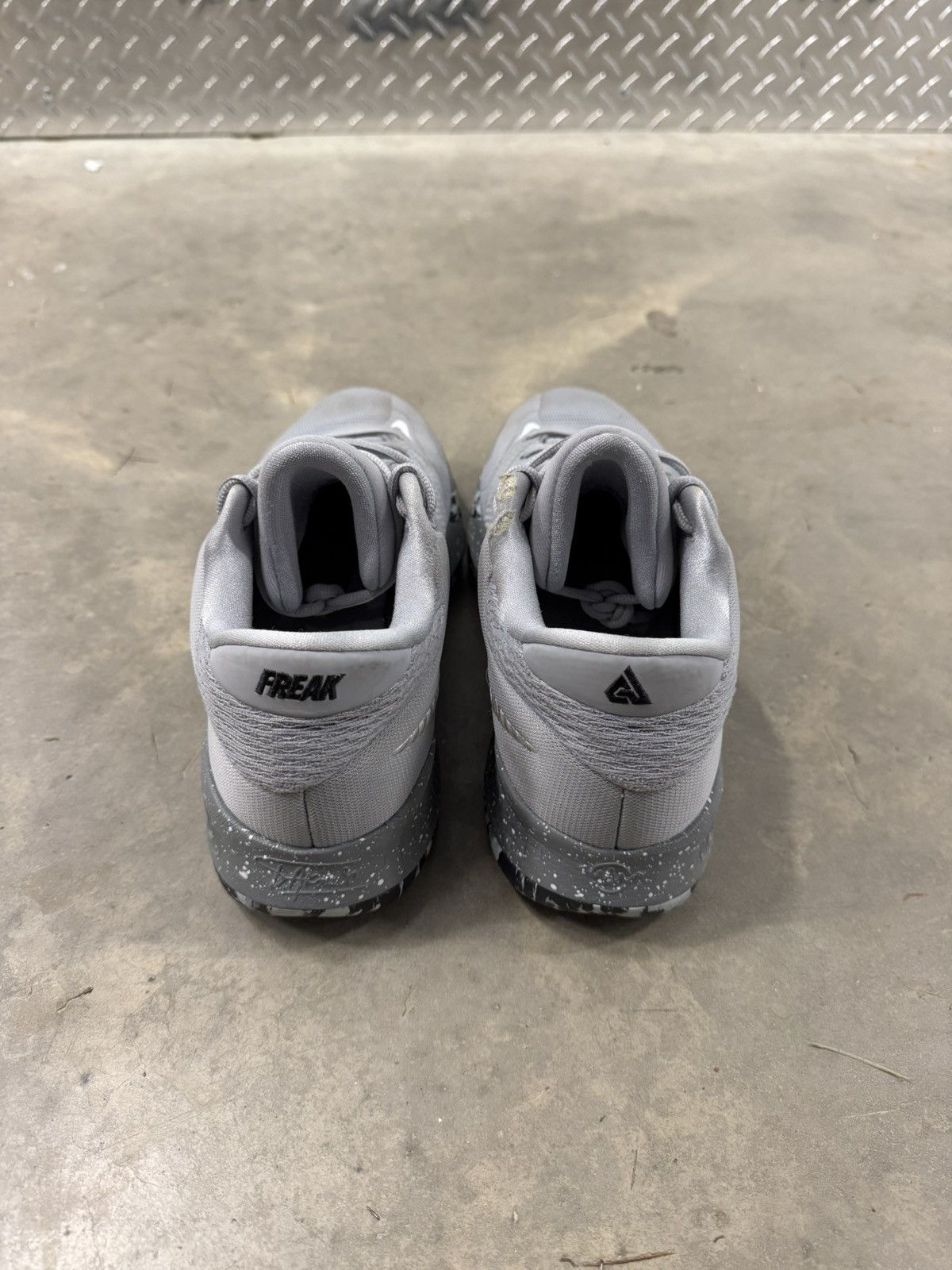Nike Nike Zoom Freak 4 Etched in Stone Size 10 Size US 10 / EU 43 - 5 Thumbnail