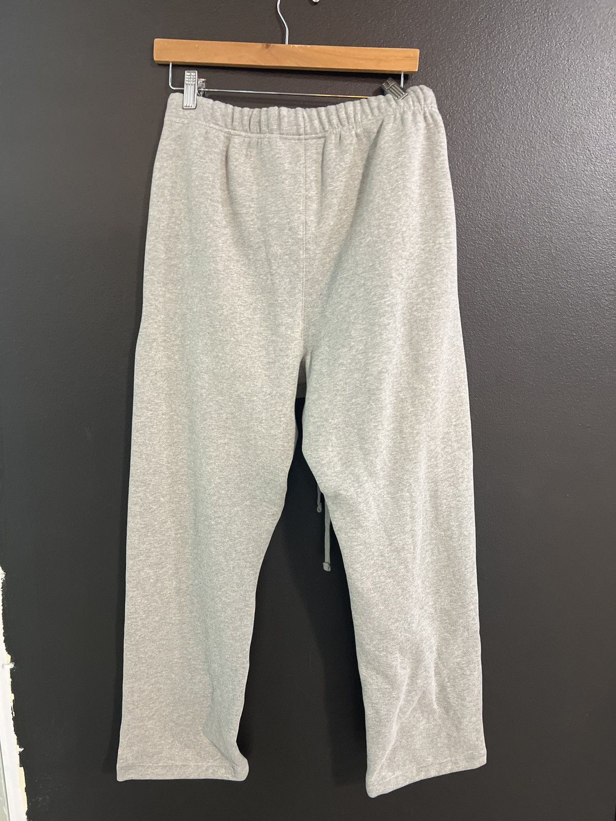 Essentials 1977 gray Essential Joggers Size US 29 - 2 Thumbnail