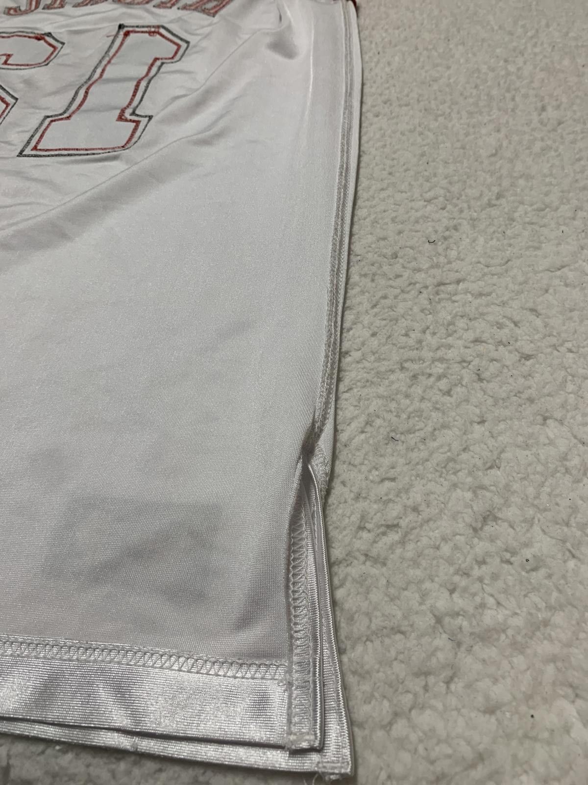 NBA Chicago Bulls #12 Kirk Hinrich Basketball Jersey White Red Size US M / EU 48-50 / 2 - 11 Thumbnail