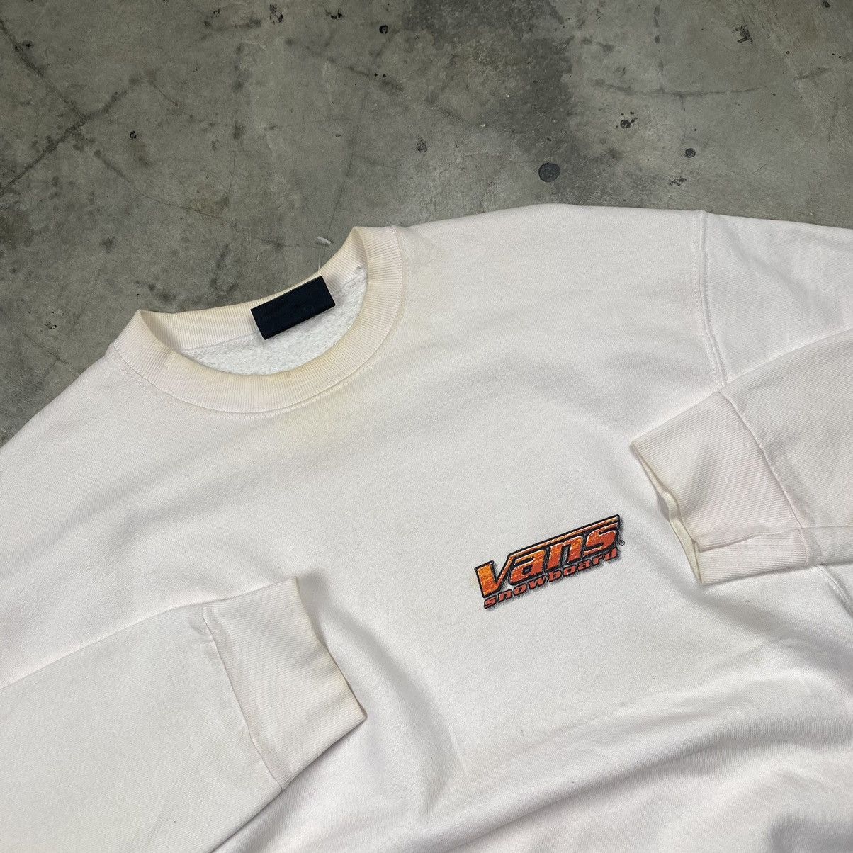 Vans Grail💥Vintage 90s Vans Snowboard Art Boxy Crewneck Size US M / EU 48-50 / 2 - 5 Thumbnail