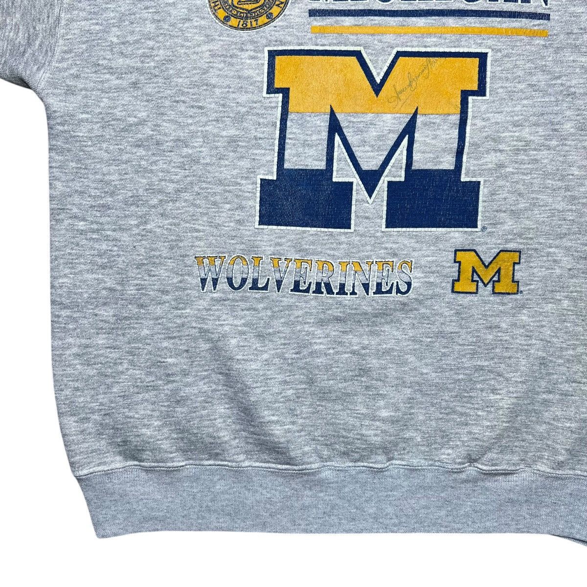 NCAA Vintage 1990s NCAA Michigan Wolverines Spell Out Sweatshirt Size US L / EU 52-54 / 3 - 8 Thumbnail